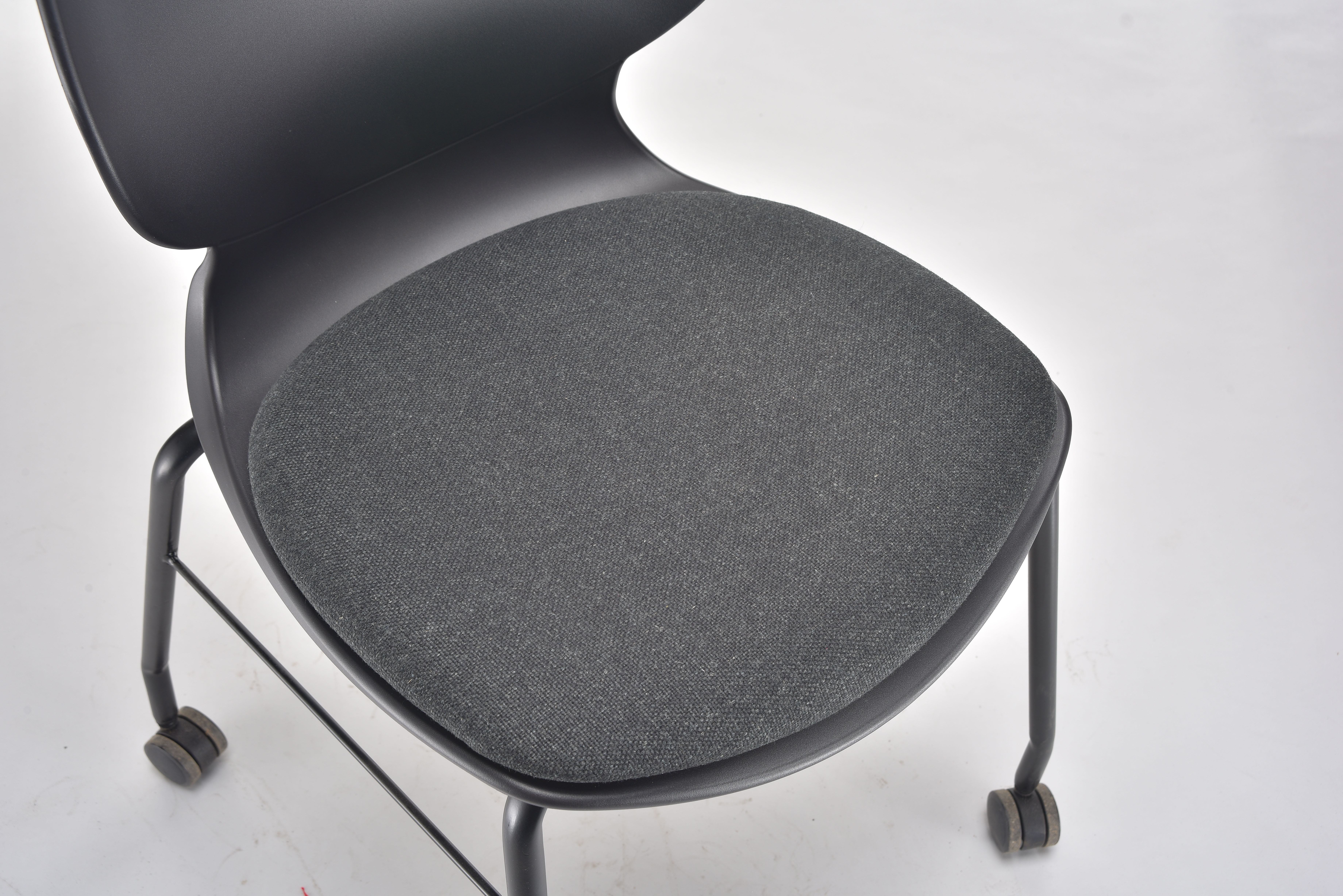 Titan Arc Seat Pad thumbnail 3