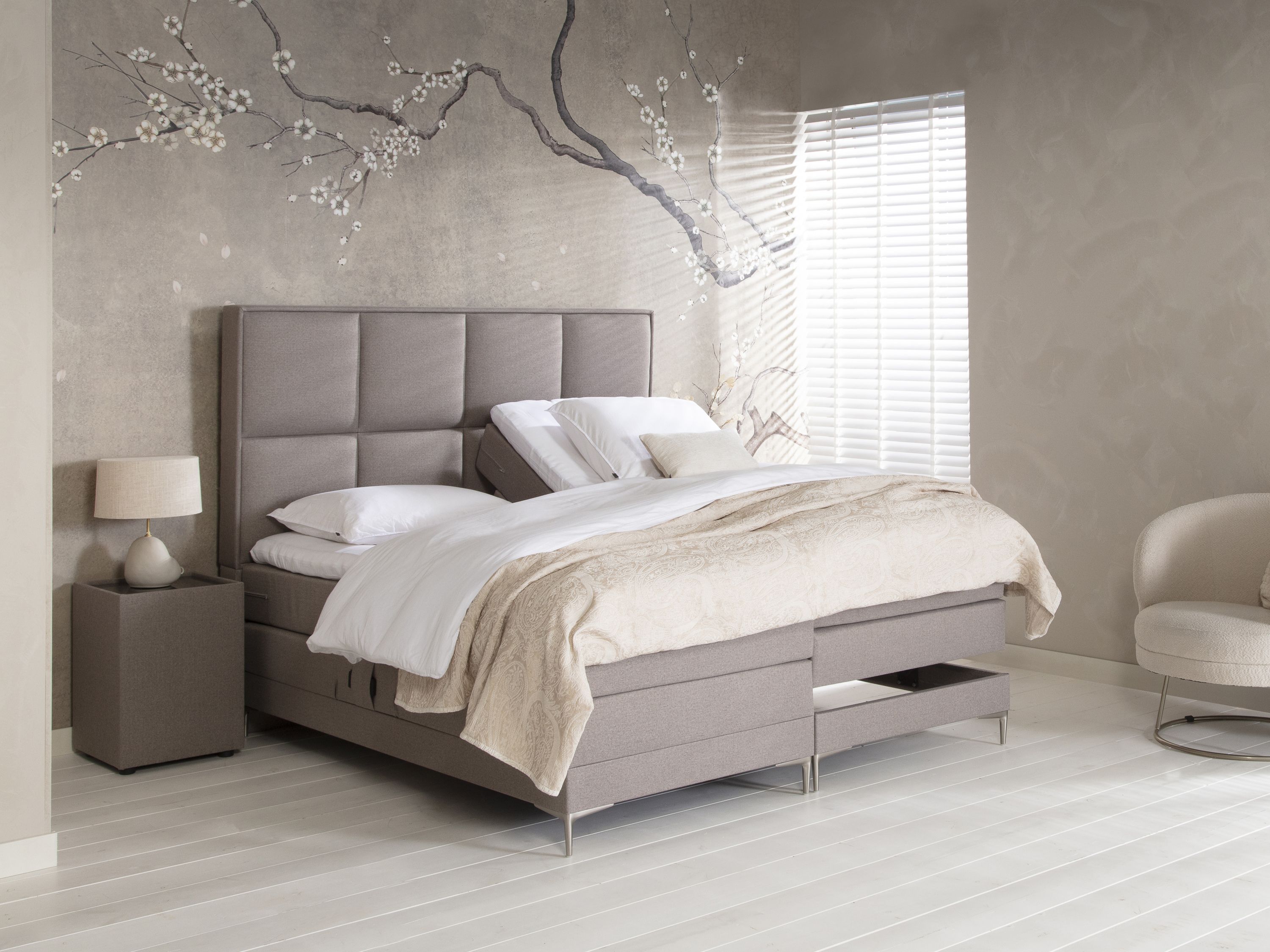 TotaalBED Boxspring Sundfall elektrisch 153cm hoog