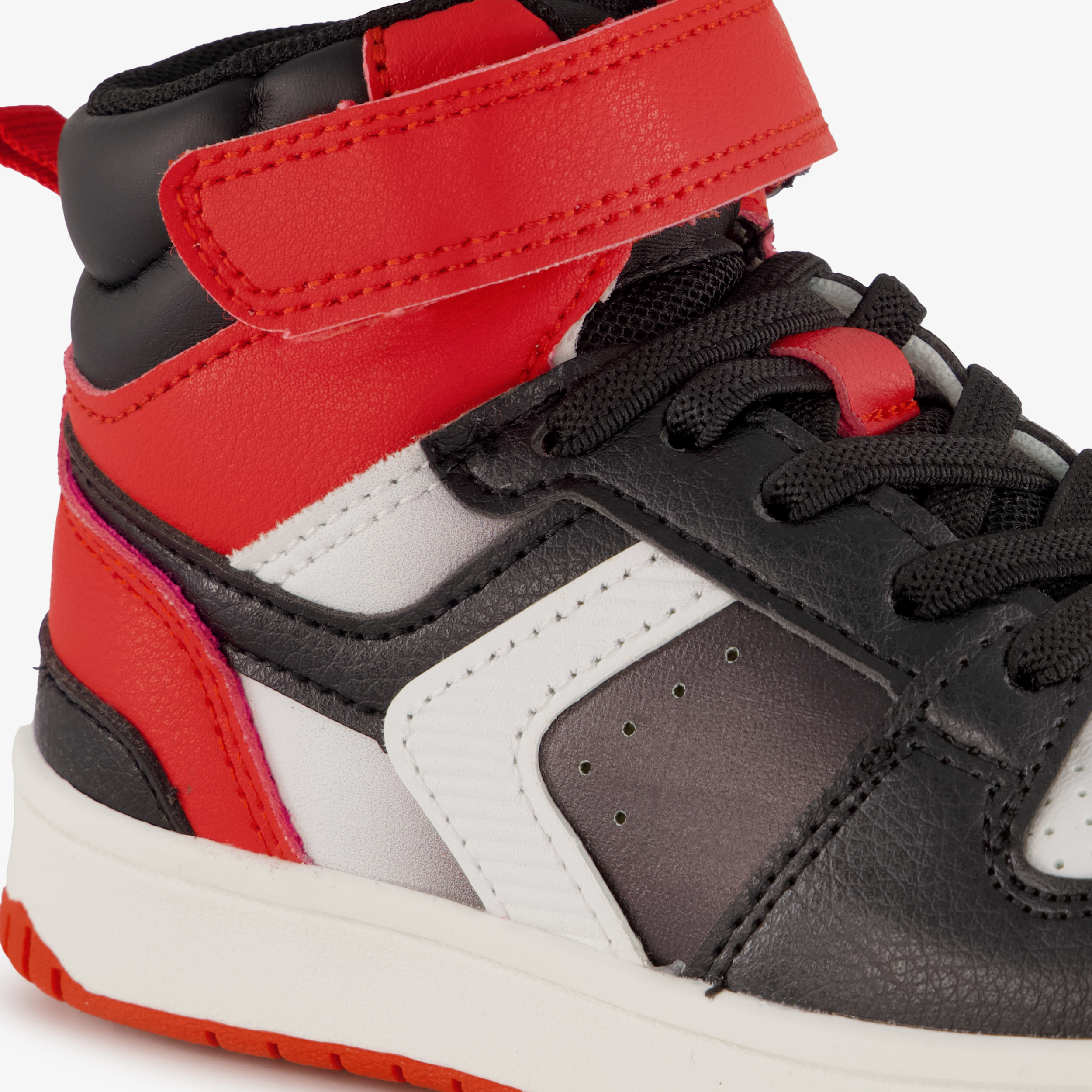 Blue Box hoge jongens sneakers zwart rood – foto 4