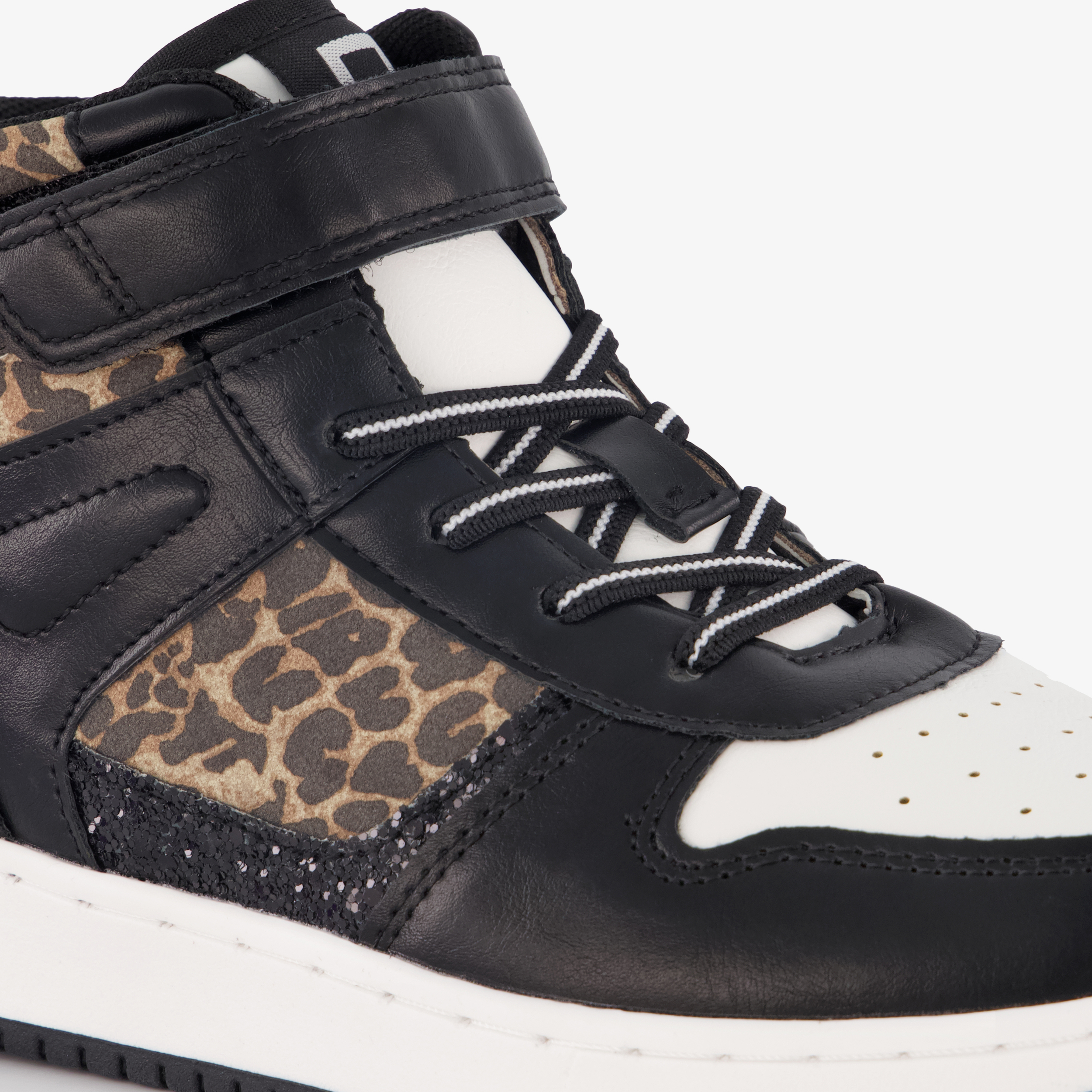 Blue Box hoge meisjes sneakers met panterprint details zwart – foto 5