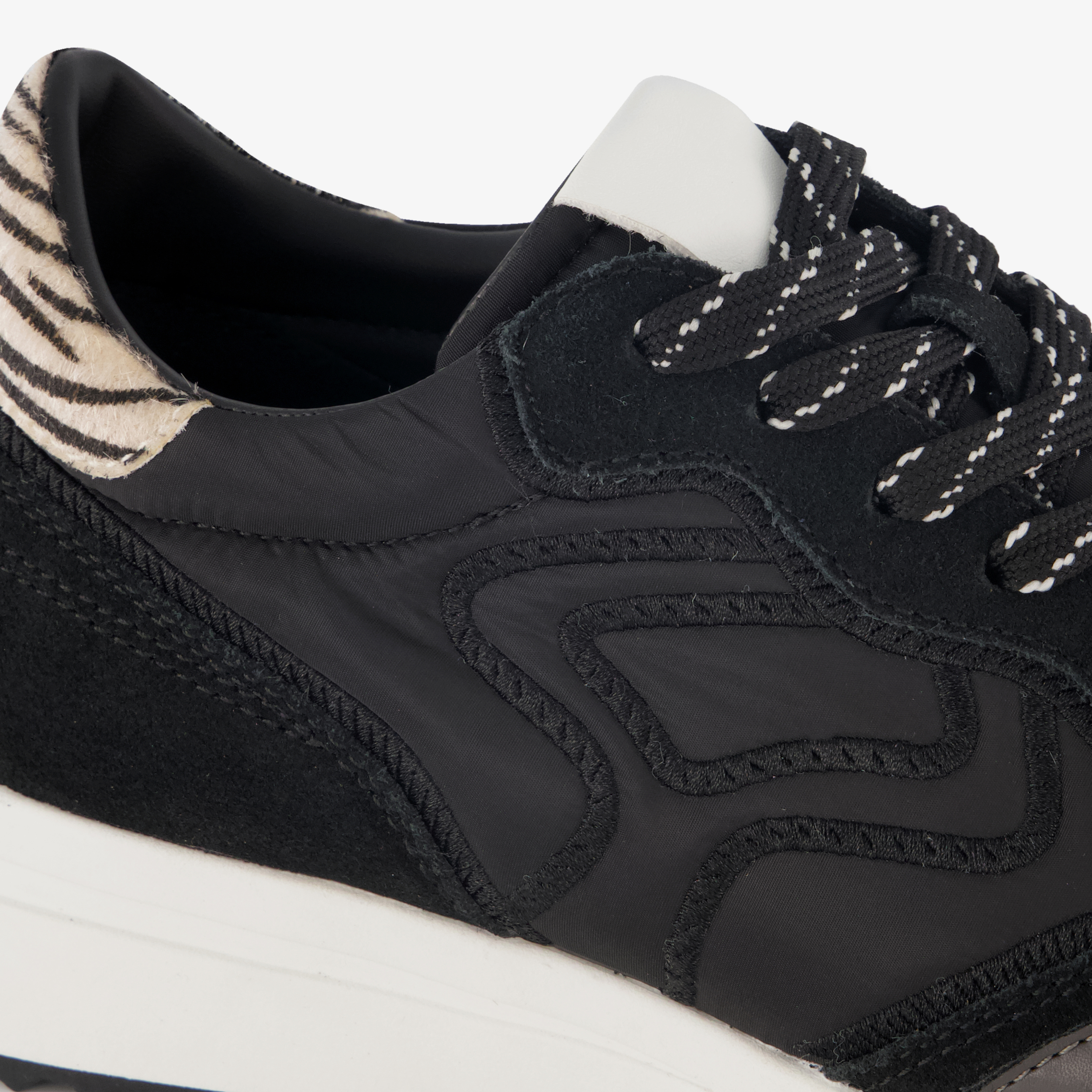 Hush Puppies suède dames sneakers met zebraprint details zwart – foto 5