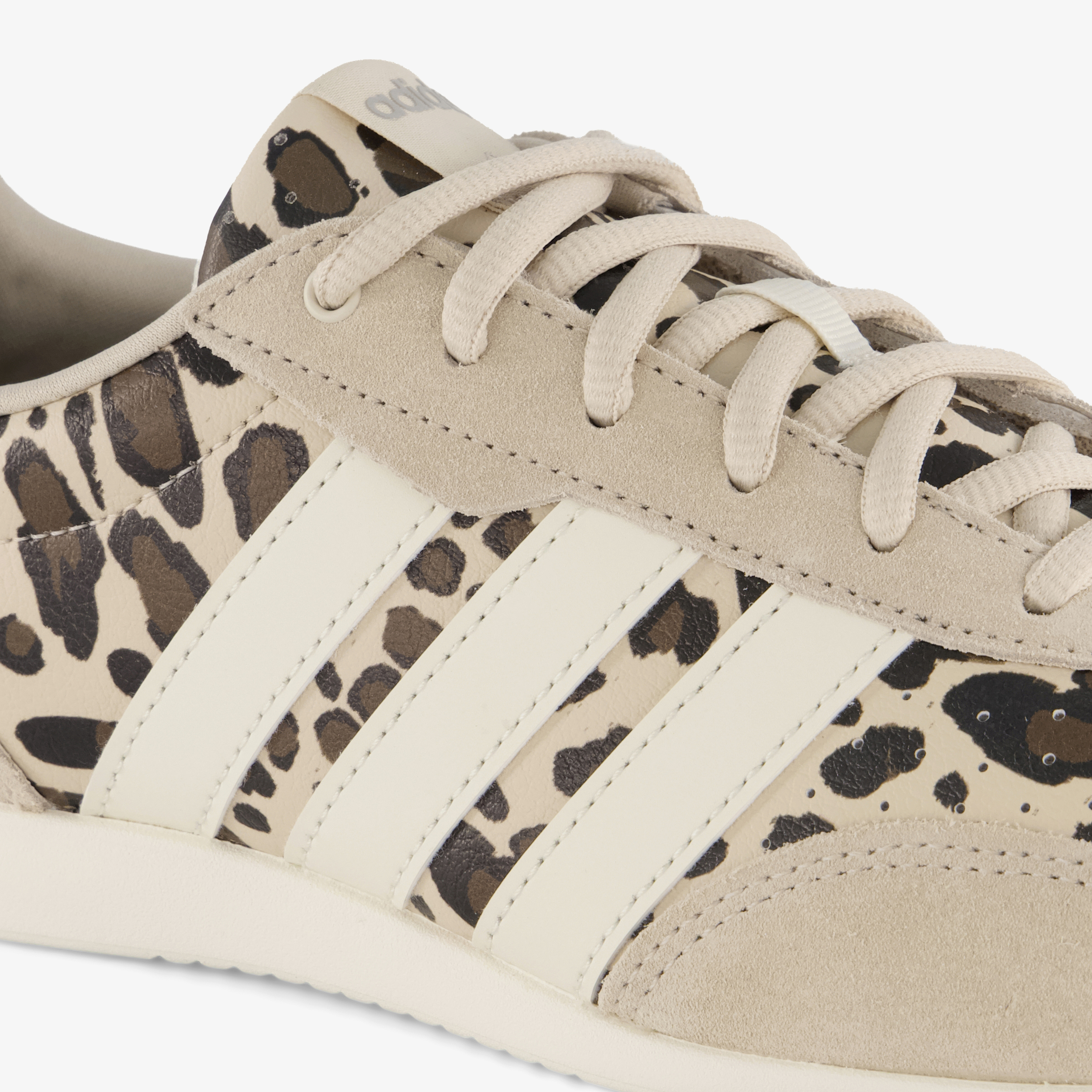 Adidas Barreda Lo suède dames sneakers met panterprint beige – foto 5