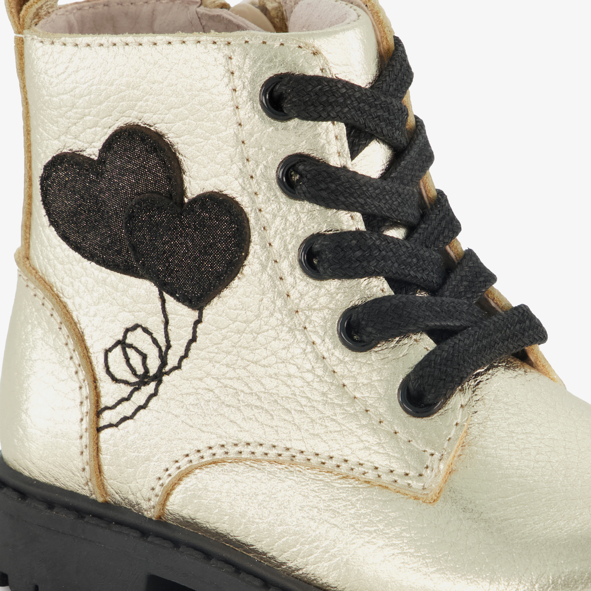 Stap leren meisjes veterboots met hartjes goud zwart – foto 5