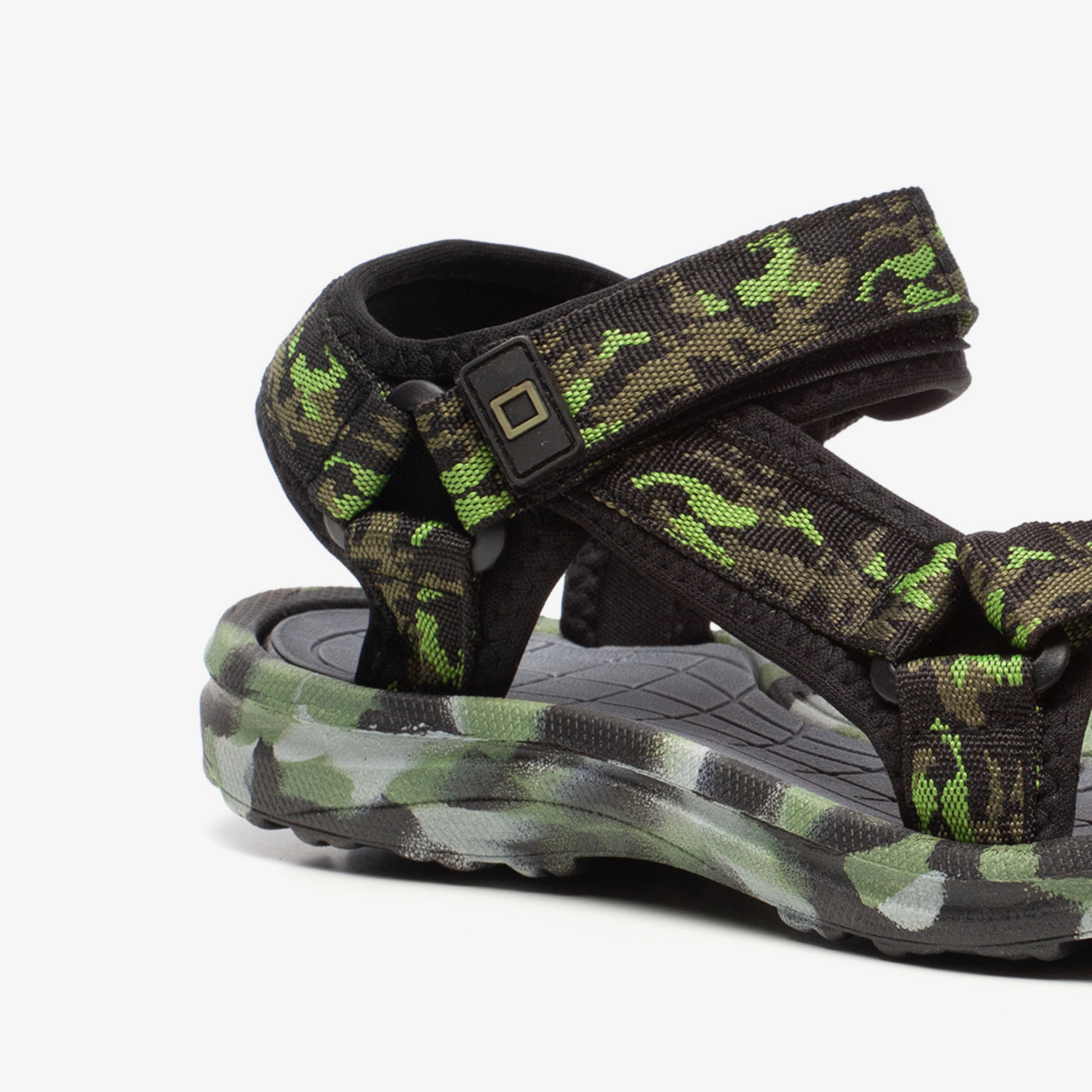 Blue Box jongens sandalen met camouflageprint