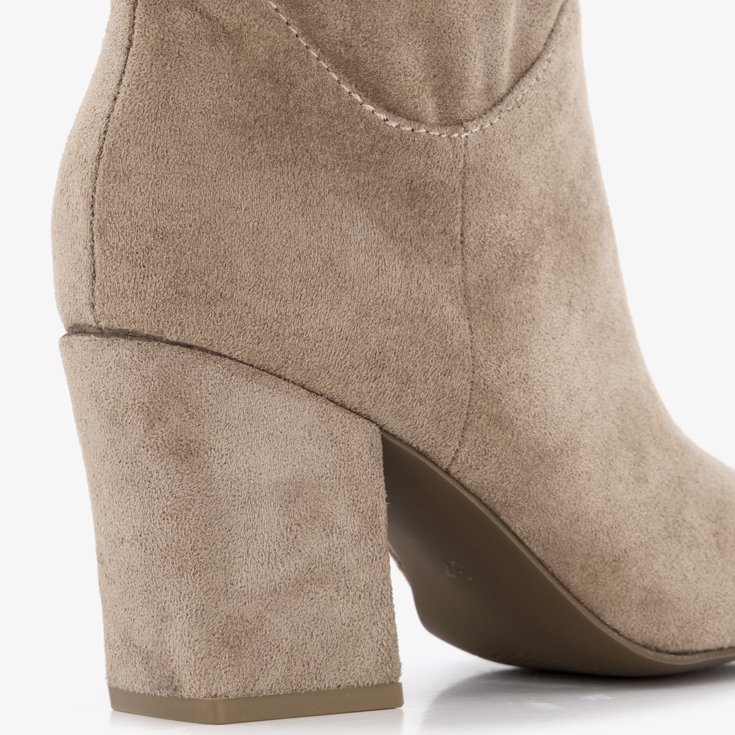 Nova dames suedèlook enkellaarsjes met hak beige – foto 5