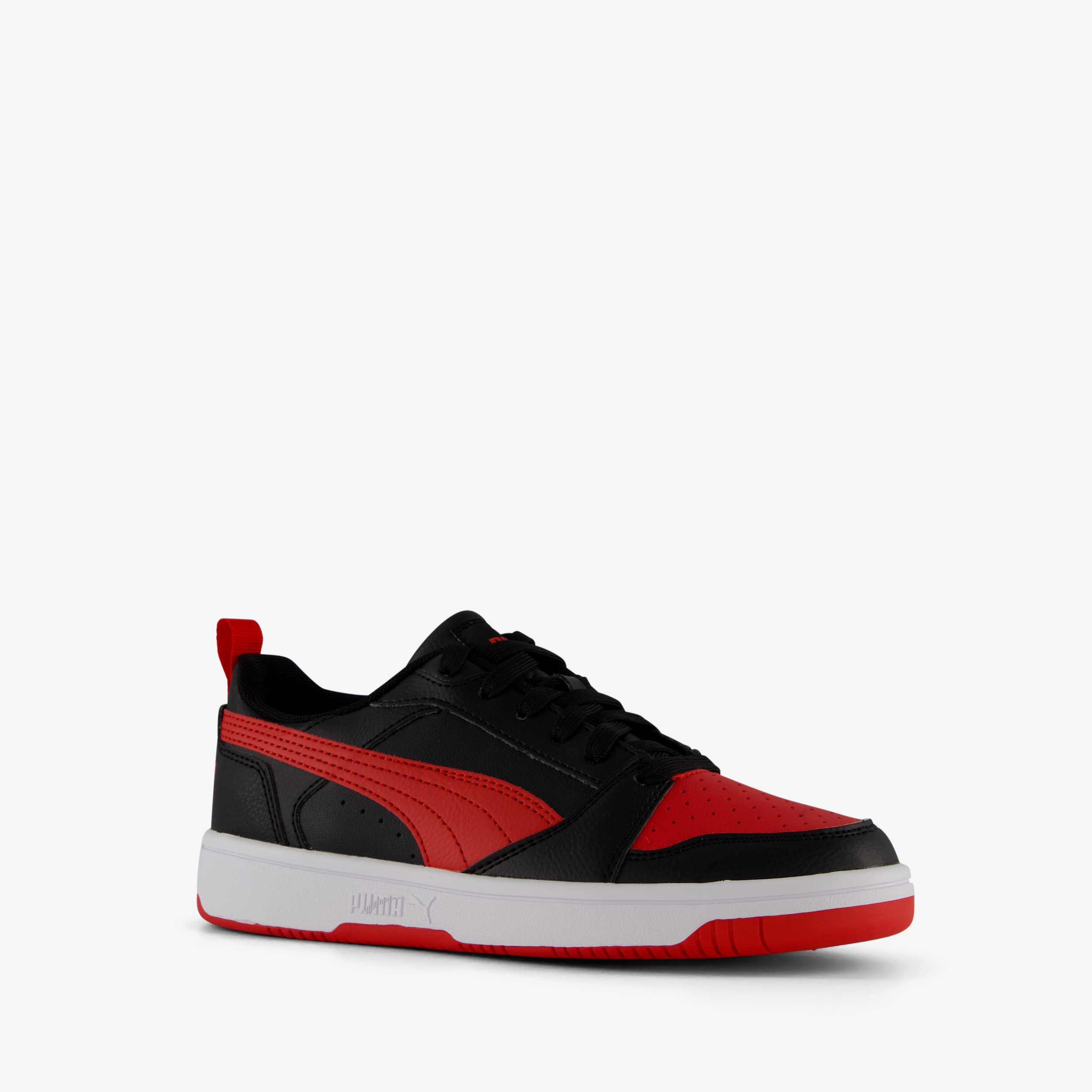Puma Rebound V6 Low kinder sneakers zwart