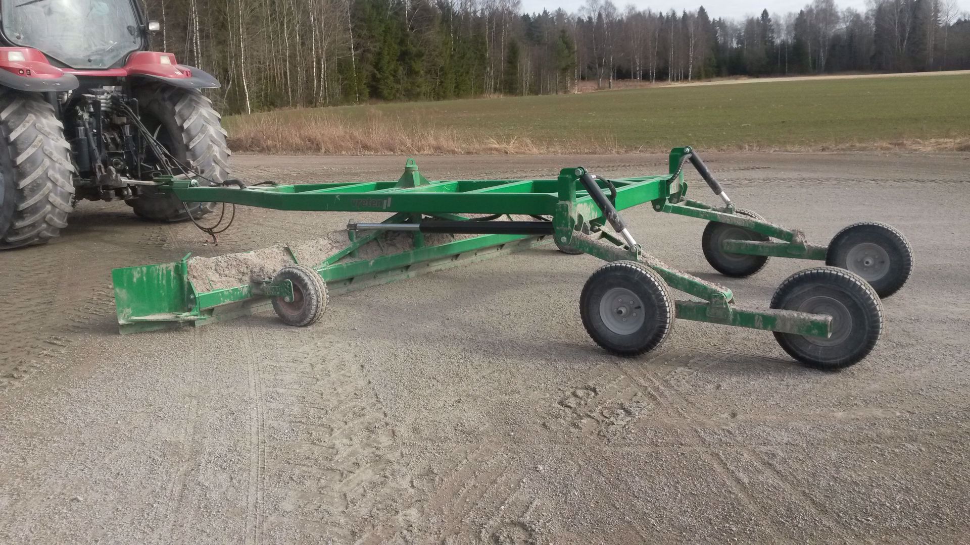 Planex Medium