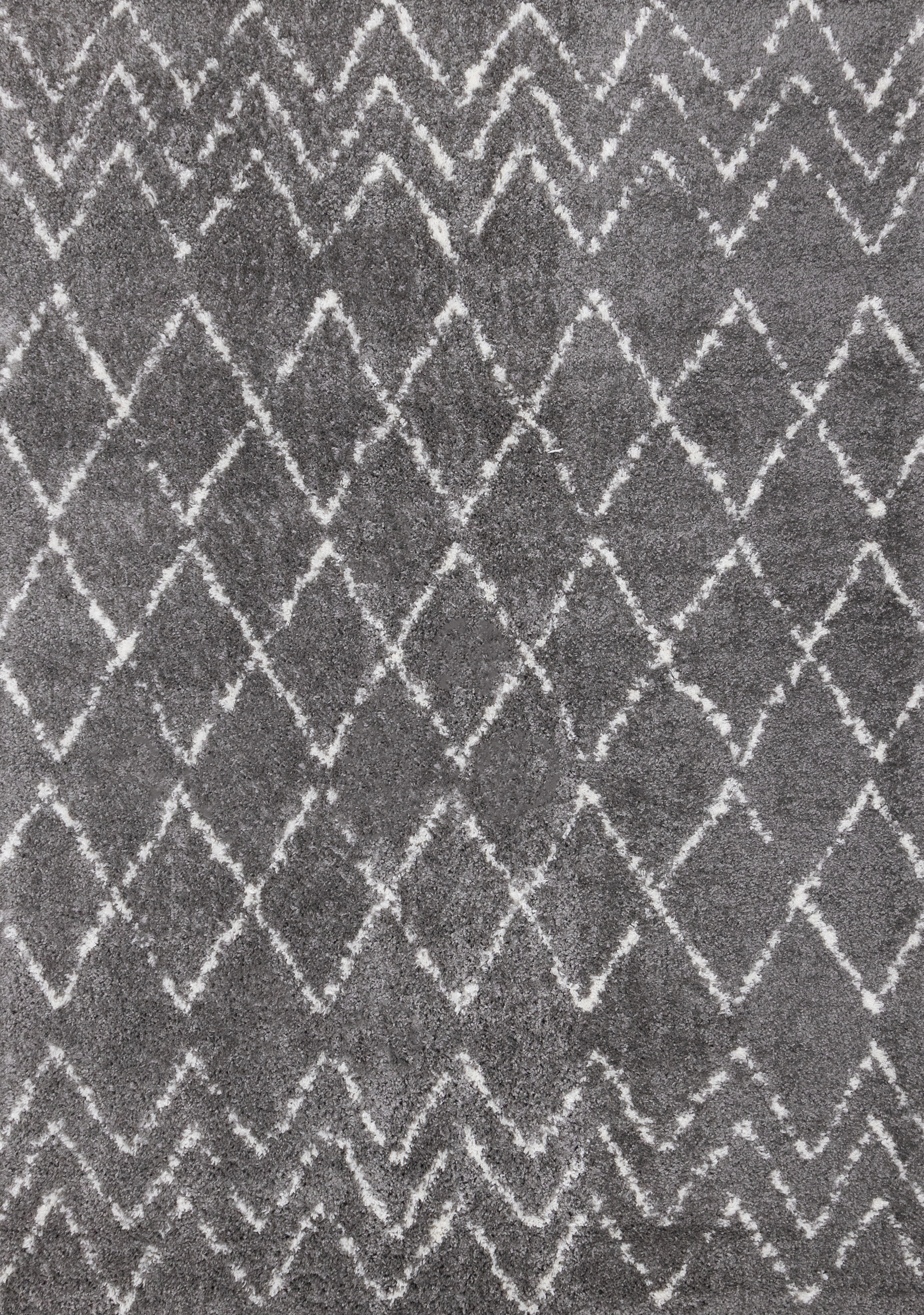 Pascal Grey Cream Rustic Diamond Rug 5 3 x 7 7