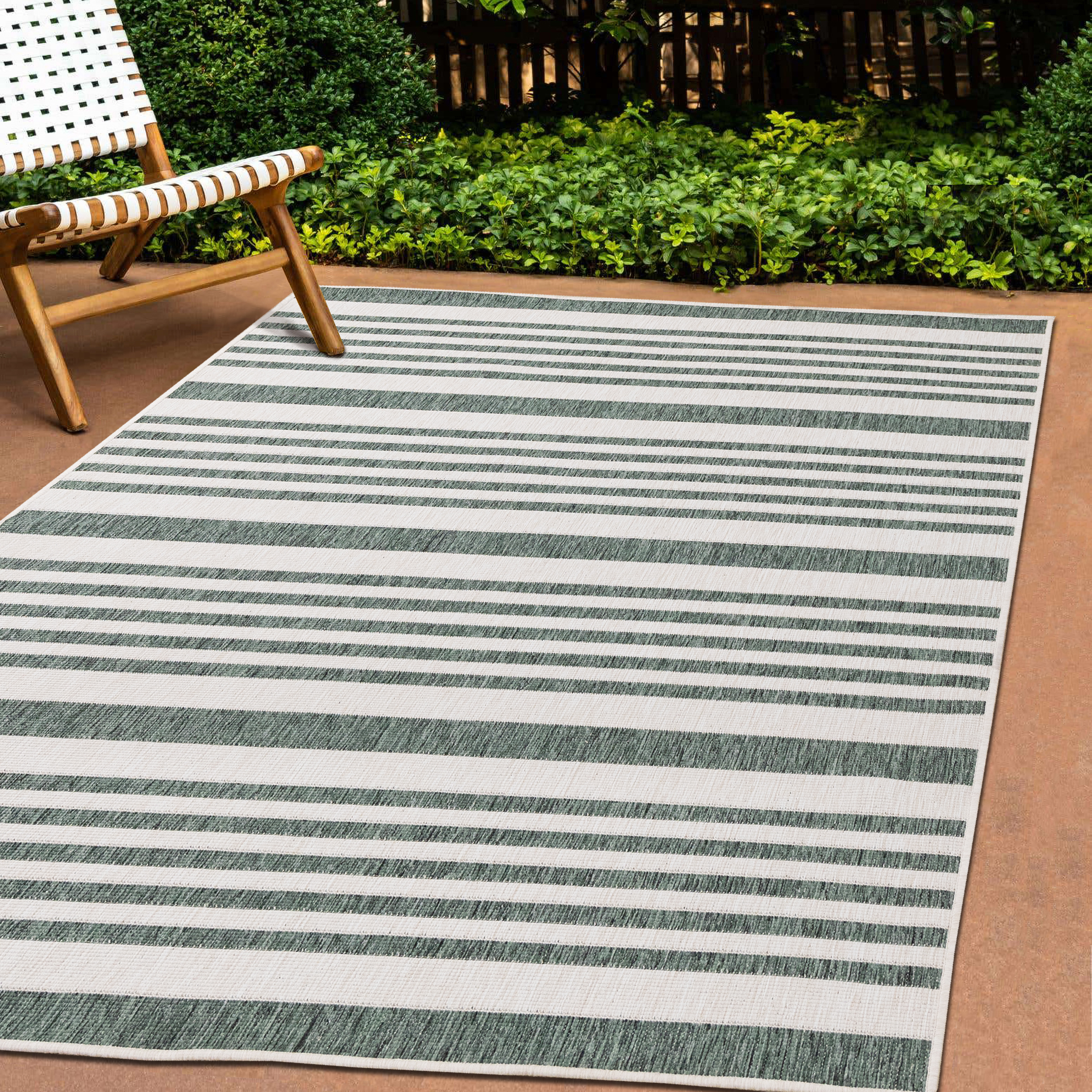 Bristol Green Cream Striped Reversible Rug, 5'3" x 7'7"