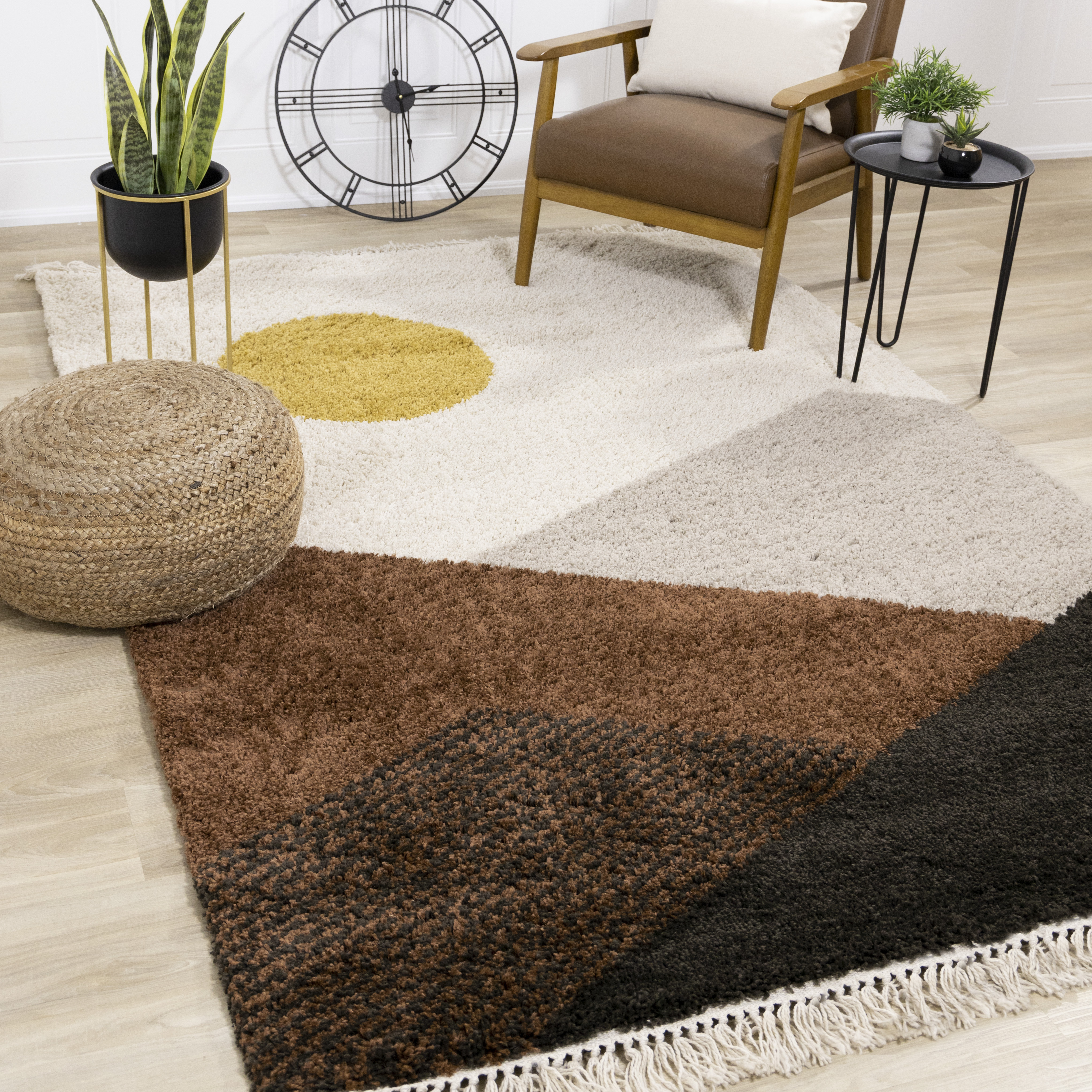 Bora Southwest Inspired Mountain Shag Rug, 5'3" x 7'7"