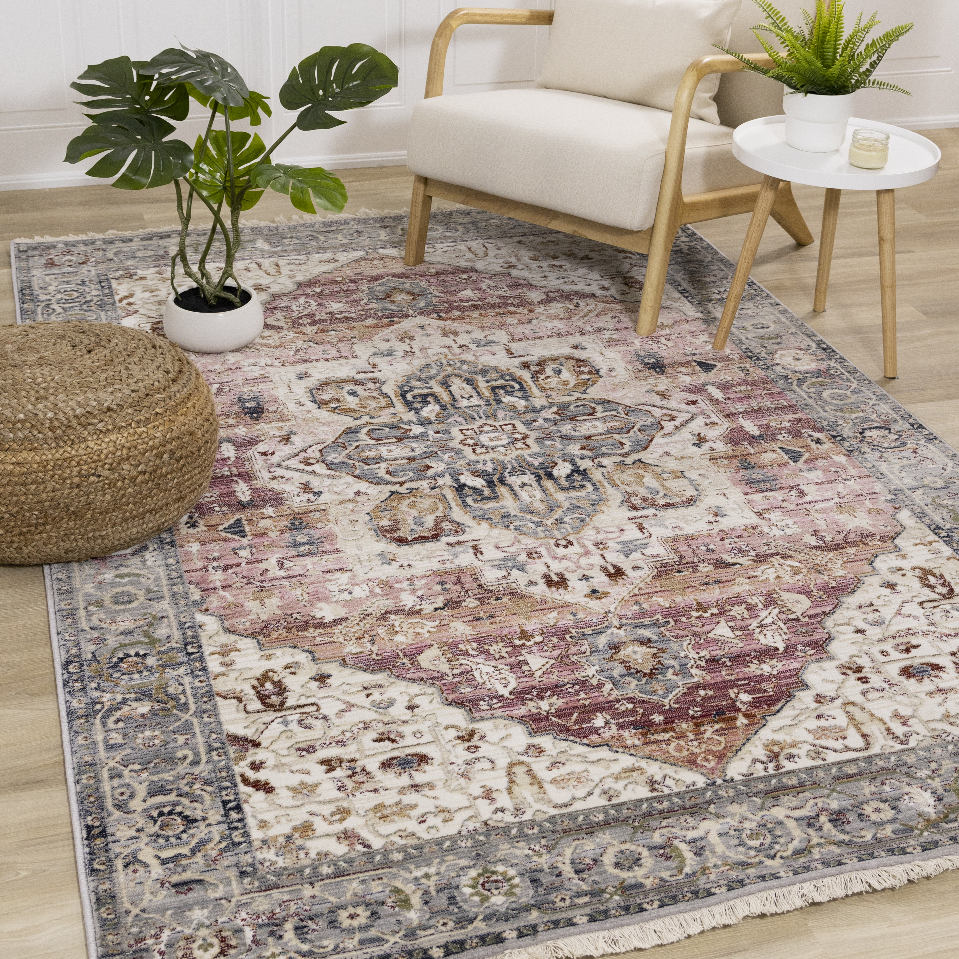 Serene Pink Cream Blue Elaborate Border Rug, 5'3" x 7'10"