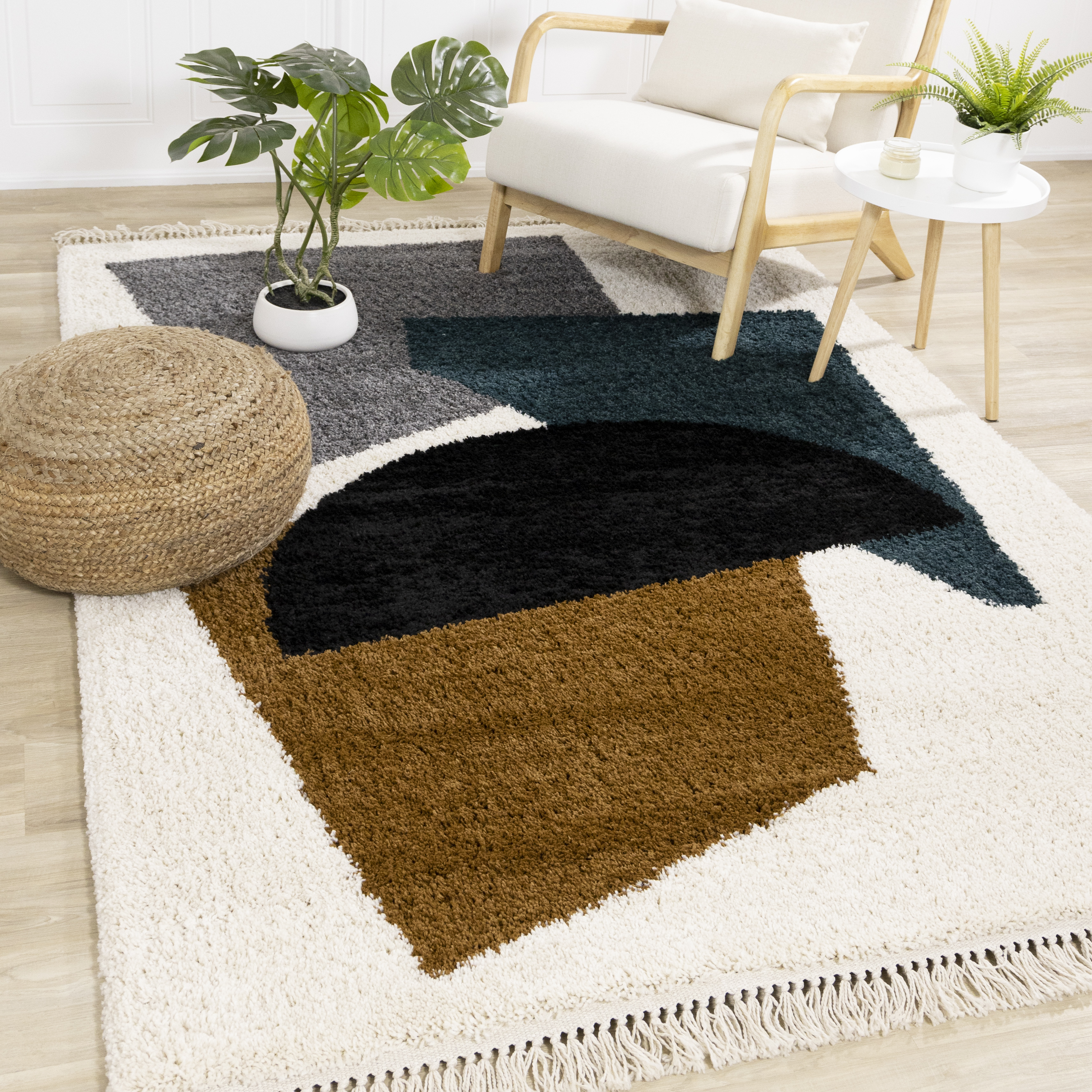 Bora Staggered Shapes Rug, 5'3" x 7'7"