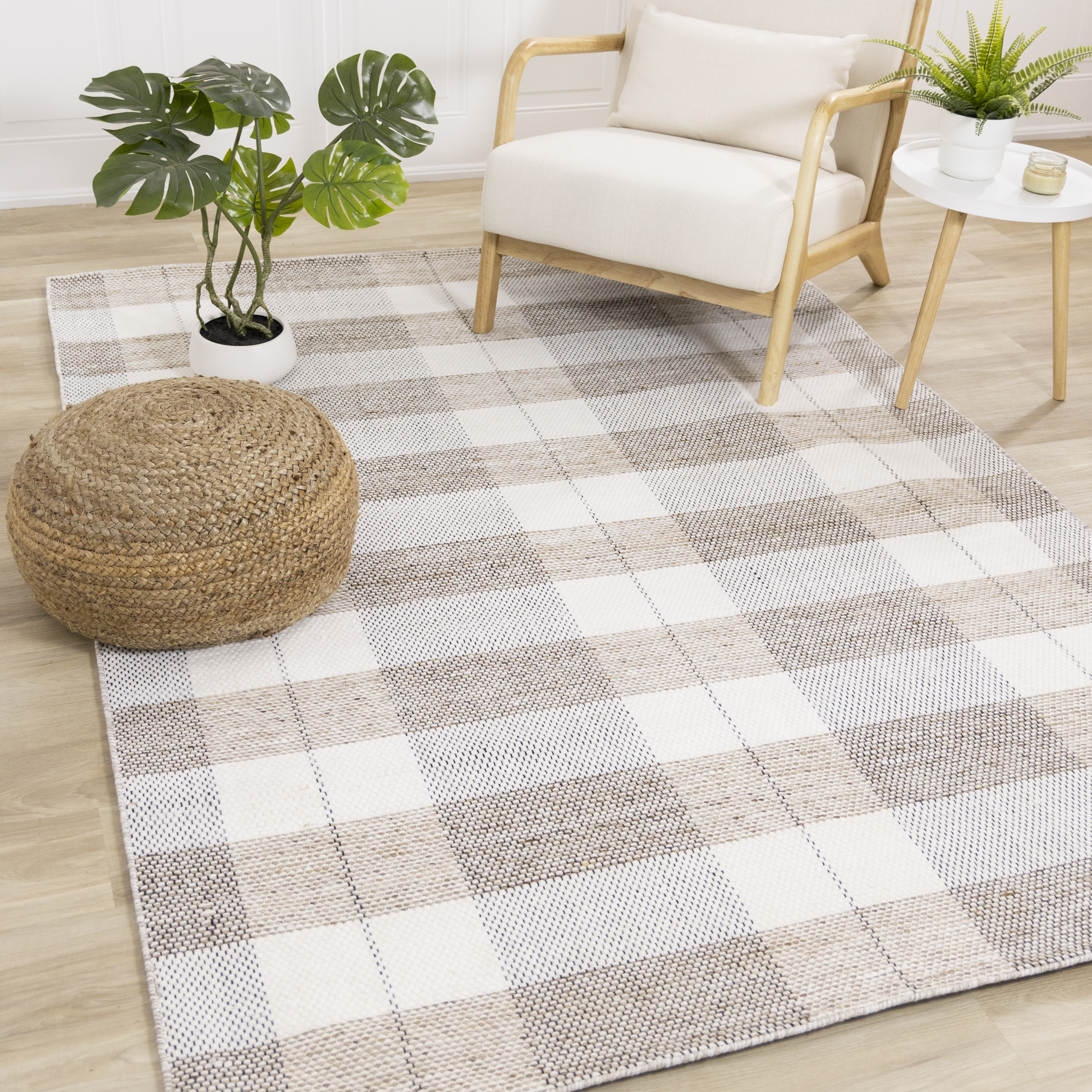 Aspen Beige Muted Plaid Woven Rug, 5'3" x 7'7"