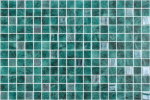Vanguard Pool Arrecife Iridis Emerald — superficie de mármol porcelánico