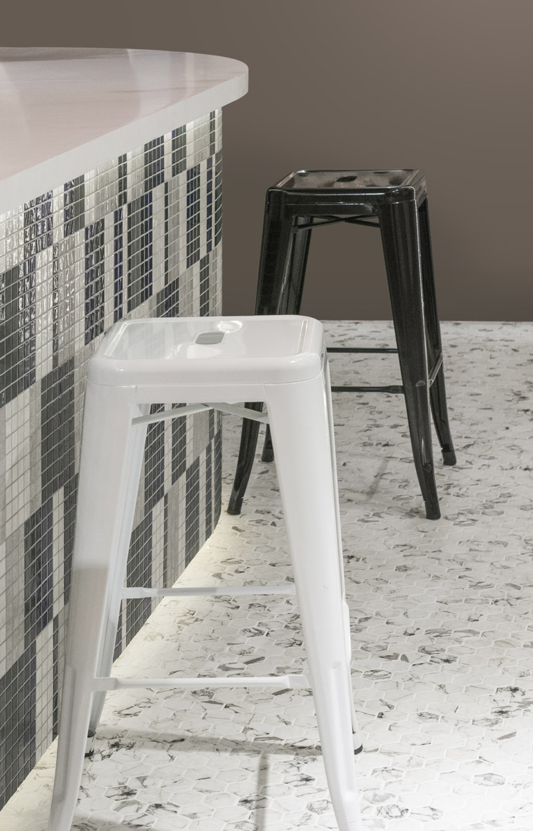Hex Xl Ecostones Fosco Matte en aplicación arquitectónica