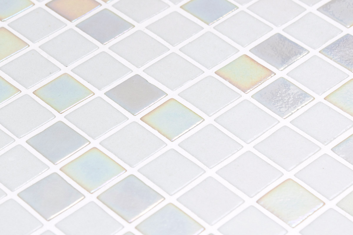 Opalescent Opalite Blanco Luminis en aplicación arquitectónica
