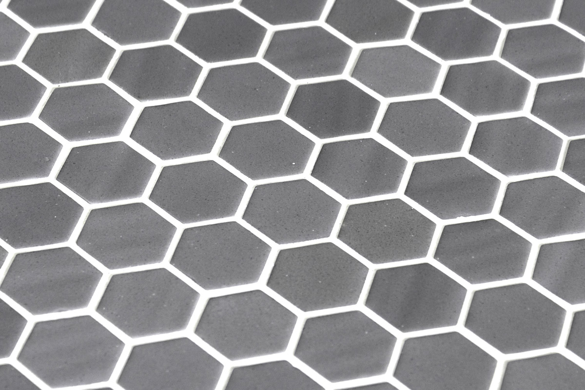 Hex Natureglass Grey M en aplicación arquitectónica