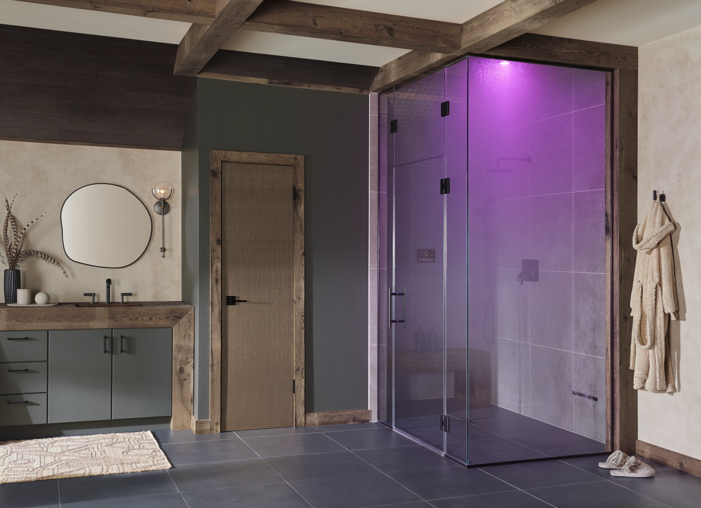 Sistema de vapor Brizo Mystix con cromoterapia y aromaterapia para la ducha residencial, disponible en Artexa México
