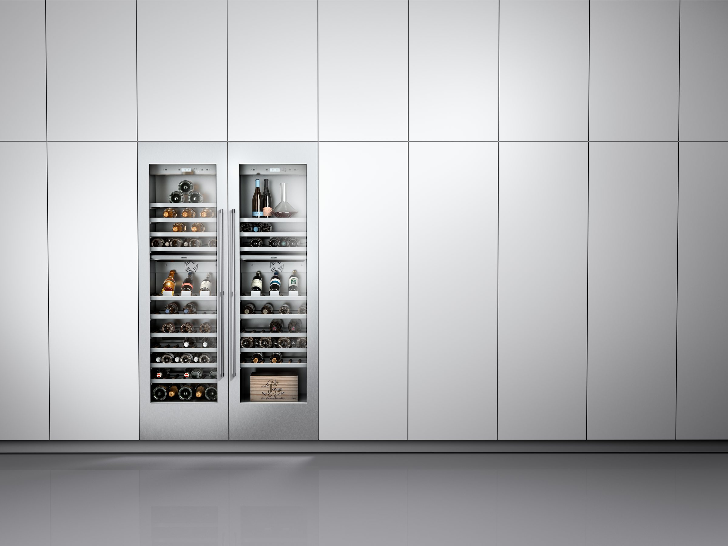 Cava de vino climatizada y panelable Gaggenau con zonas de temperatura diferenciadas, disponible a través de Artexa México
