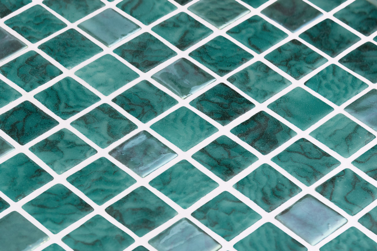 Vanguard Pool Arrecife Iridis Emerald en aplicación arquitectónica