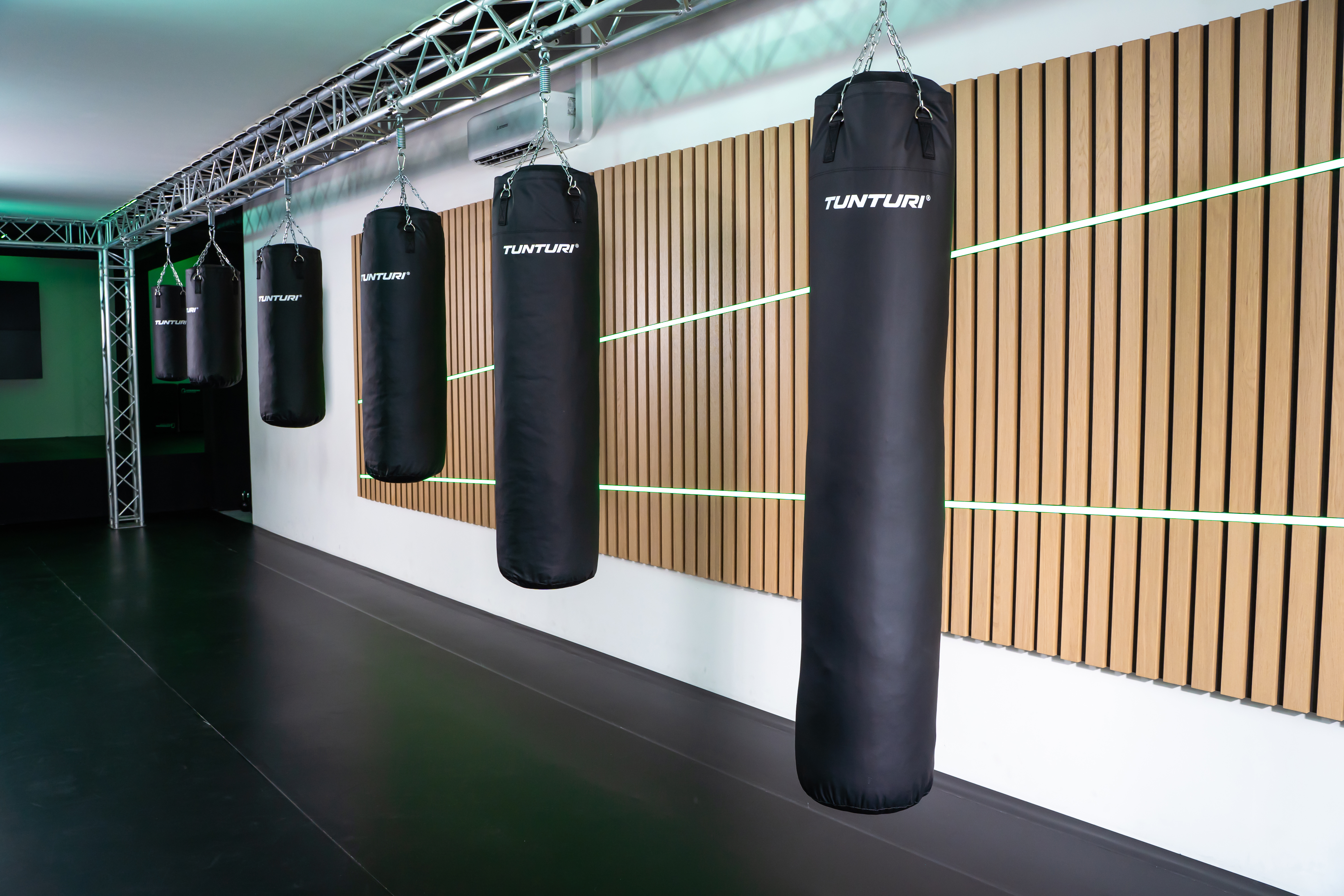 Heavy bag rack new arrivals