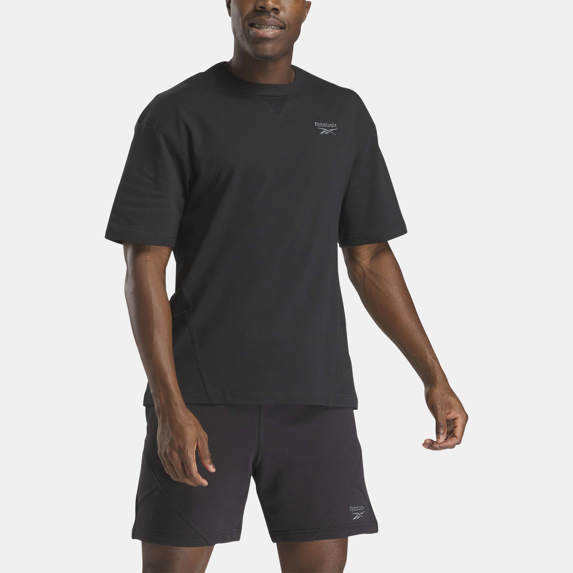 Playera Classics Icon Elements