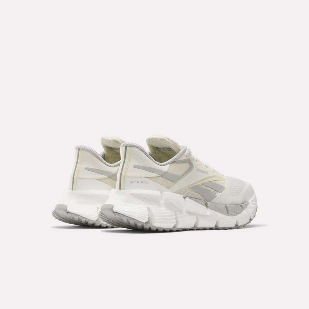 El FloatZig 1 de Reebok combina suavidad y elasticidad, diseñados para inspirar a salir al aire libre y correr.
