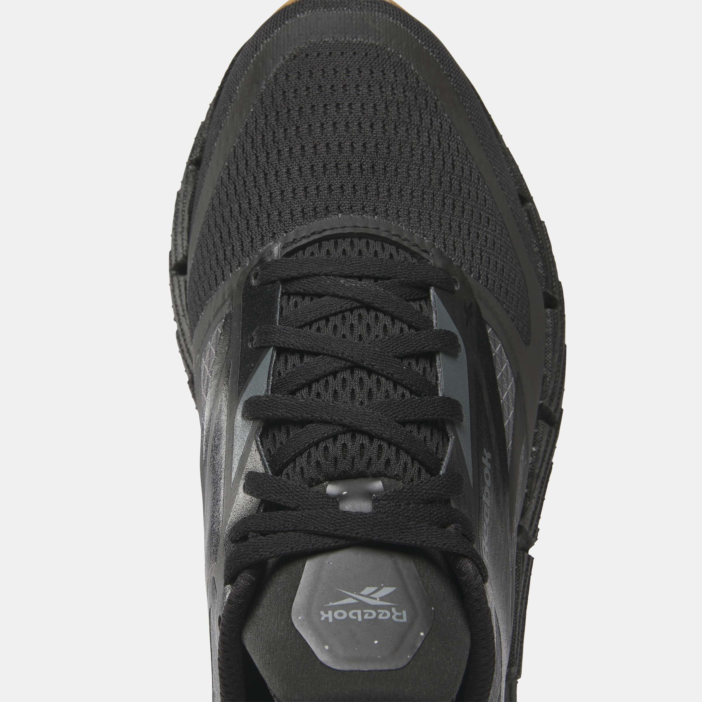El FloatZig 1 de Reebok combina suavidad y elasticidad, diseñados para inspirar a salir al aire libre y correr. image number 4