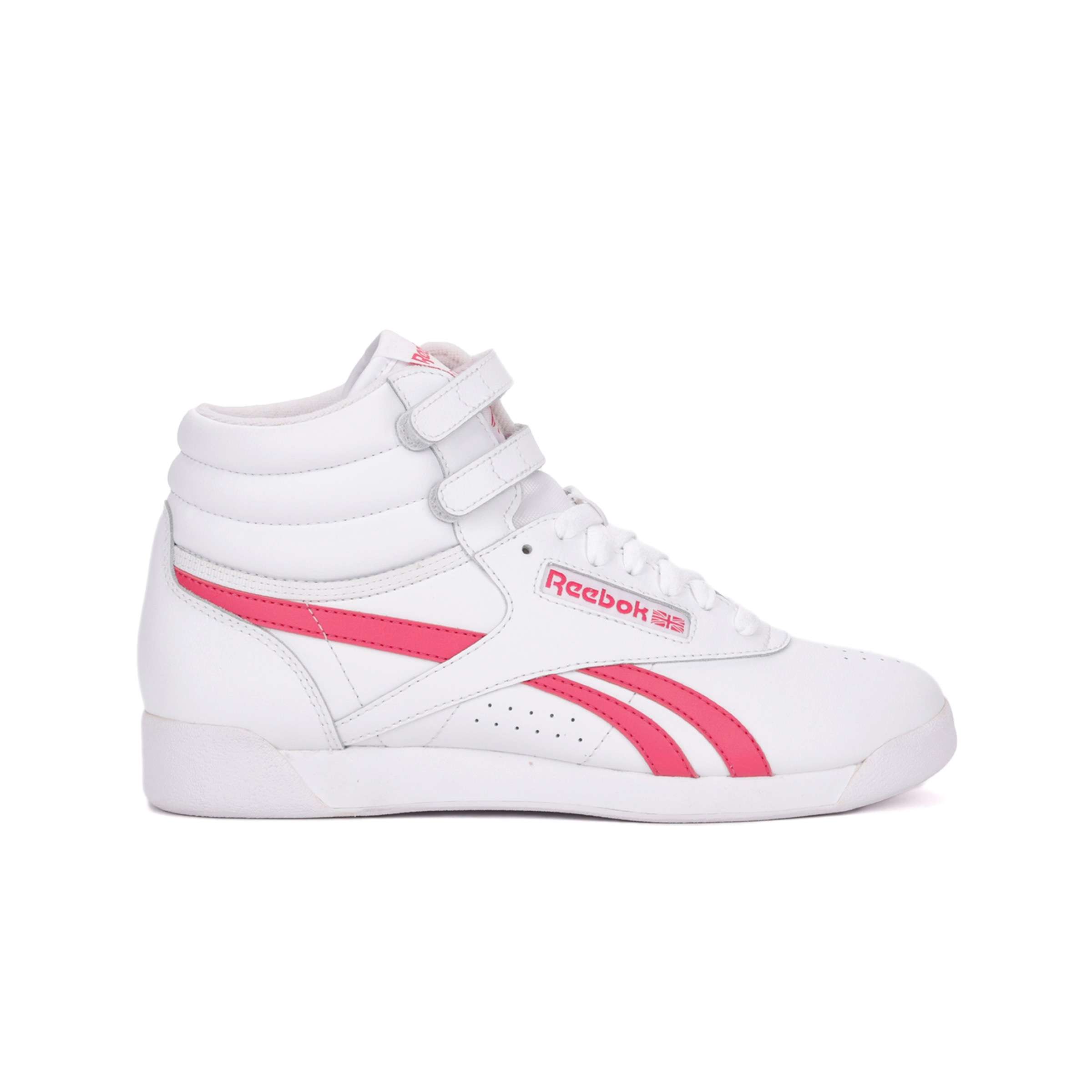 A la última, en tendencia y de moda: descubre nuestra popular silueta Freestyle Hi en colores atemporales.