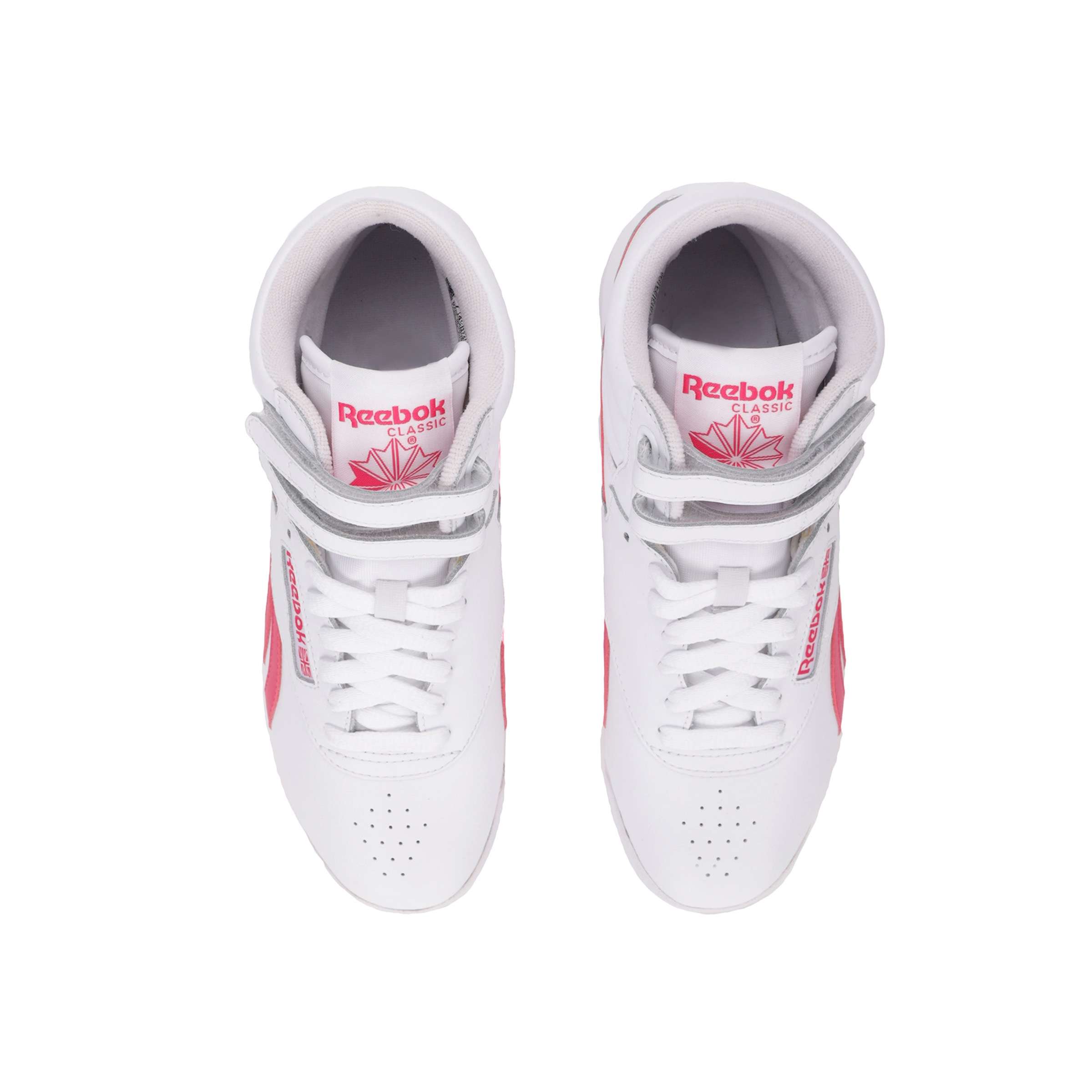 A la última, en tendencia y de moda: descubre nuestra popular silueta Freestyle Hi en colores atemporales. image number 5