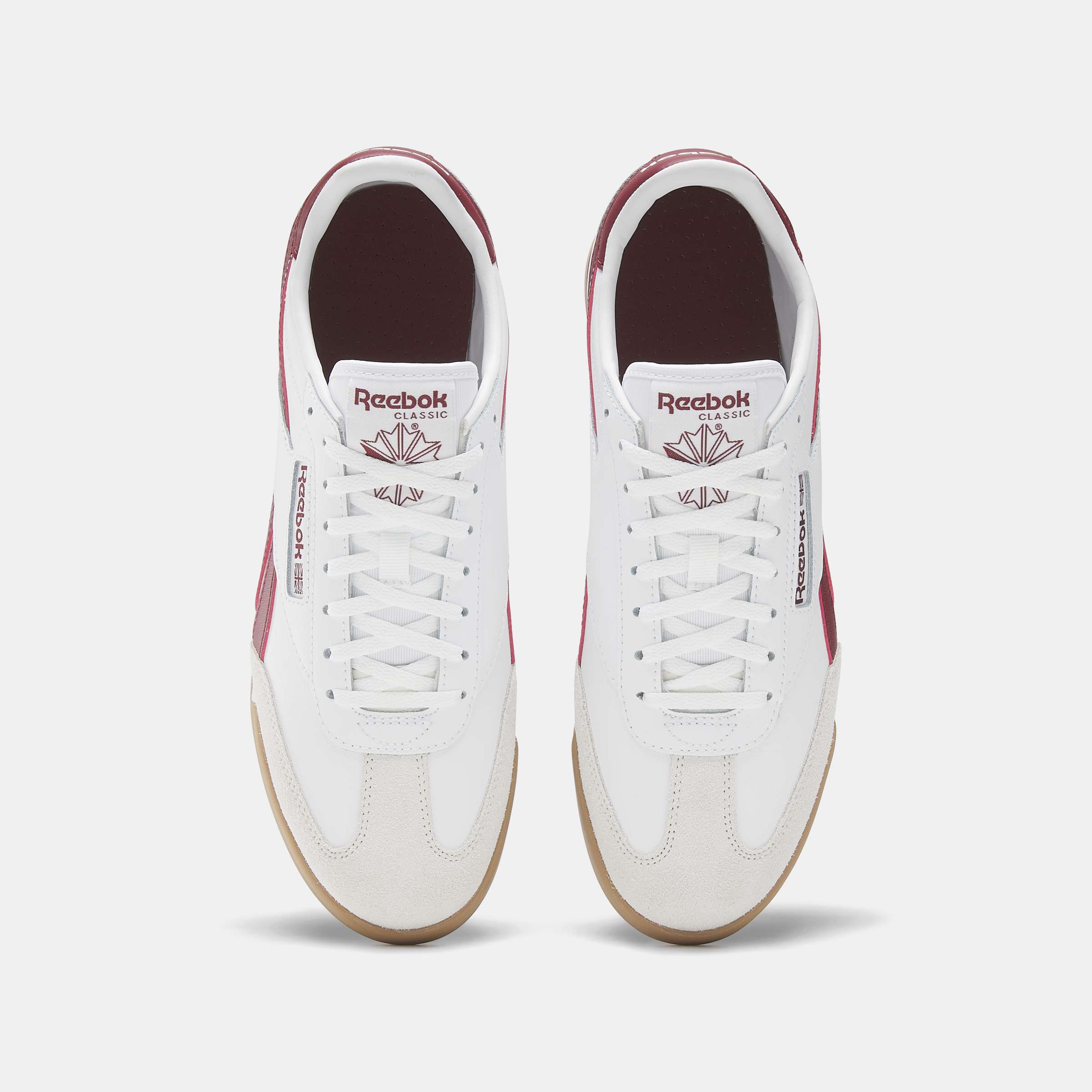 Inspirados en el fútbol vintage de los años 90, combinan una silueta elegante y colores clásicos con una puntera de gamuza y goma. image number 3
