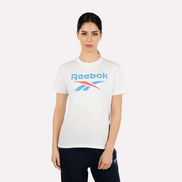 Playera Classics Identity Playera Classics Identity