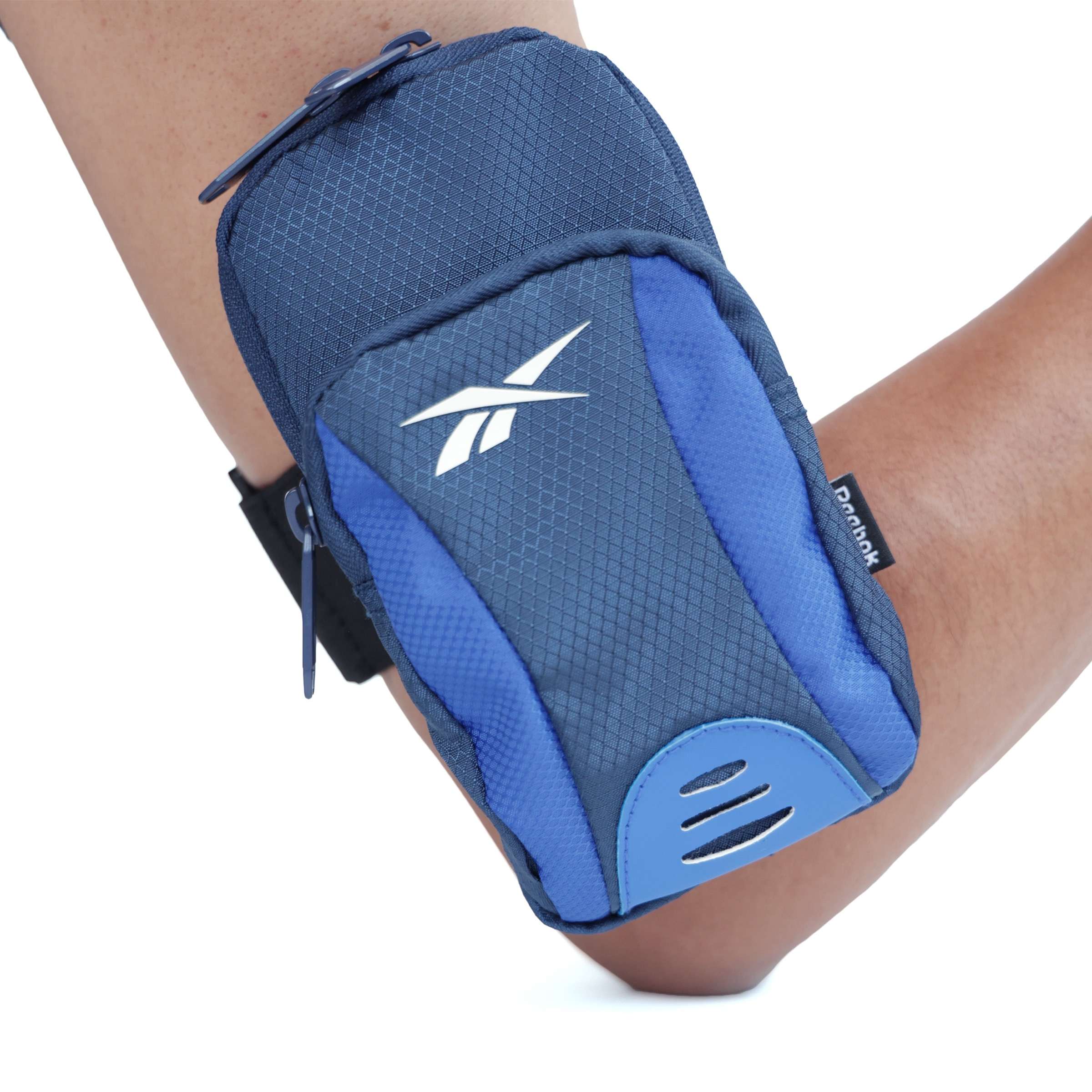 Crossbody Running image number 3