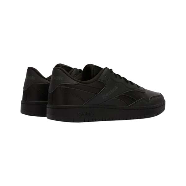 Tenis BB 1000 Los tenis Reebok BB1000 combinan un estilo clásico de baloncesto con un diseño funcional para el día a día.