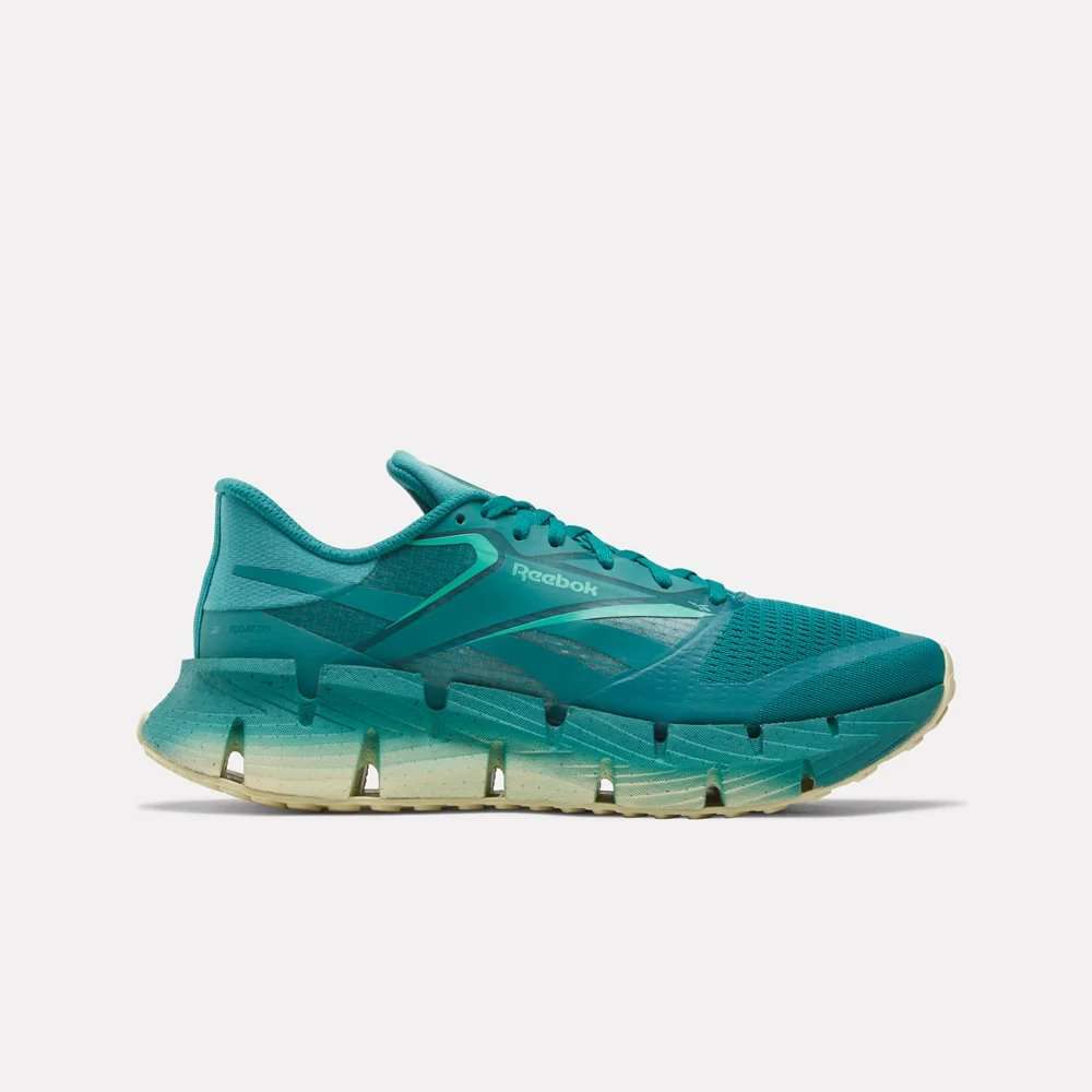 El FloatZig 1 de Reebok combina suavidad y elasticidad, diseñados para inspirar a salir al aire libre y correr.