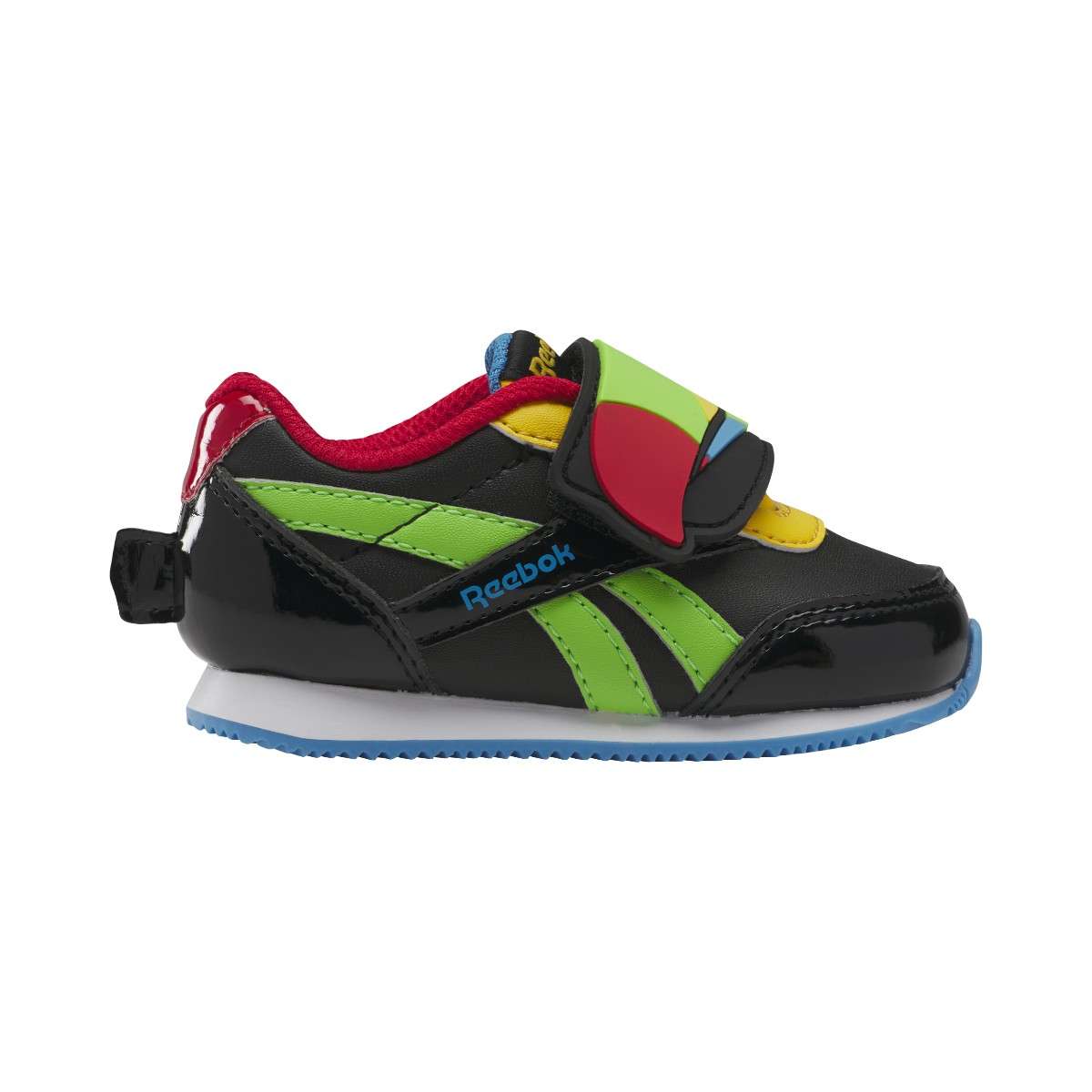Con un diseño clásico y elegante, inspirado en modelos tradicionales de running. Están fabricados con malla y cuero suave.