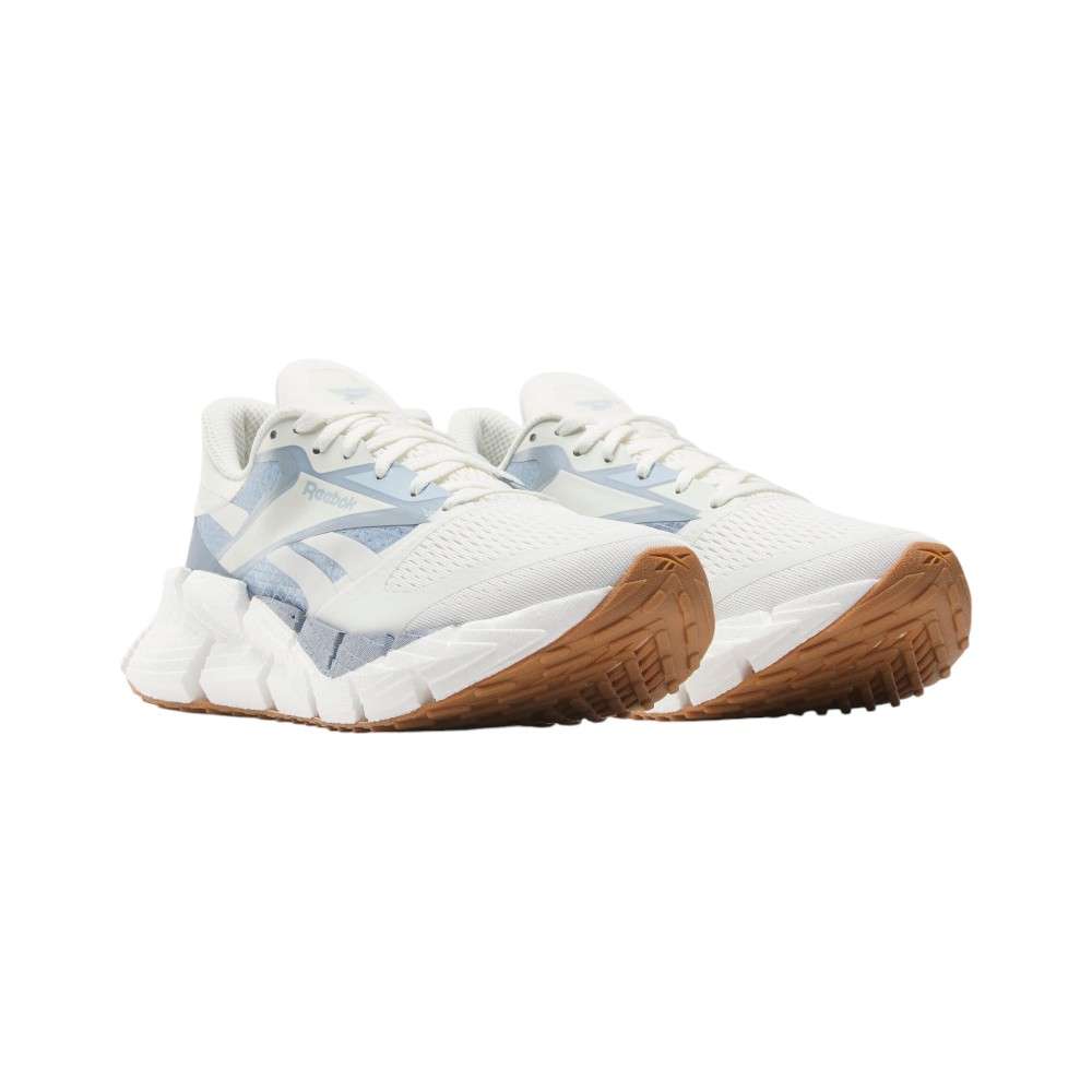 El FloatZig 1 de Reebok combina suavidad y elasticidad, diseñados para inspirar a salir al aire libre y correr.