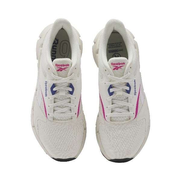No te conformes con tenis aburridos; elige los tenis con la icónica entresuela Reebok Zig ofrecen un diseño robusto que realzará tu estilo. image number 6