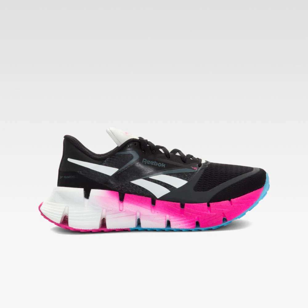 El FloatZig 1 de Reebok combina suavidad y elasticidad, diseñados para inspirar a salir al aire libre y correr.