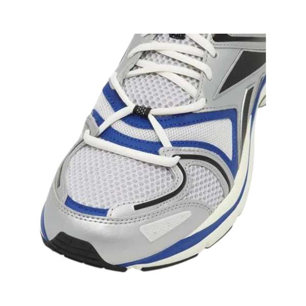 Tenis Premier Road Plus VI Con una entresuela de espuma DMX que amortigua los pasos y una espiga que proporciona estabilidad y sujeción.