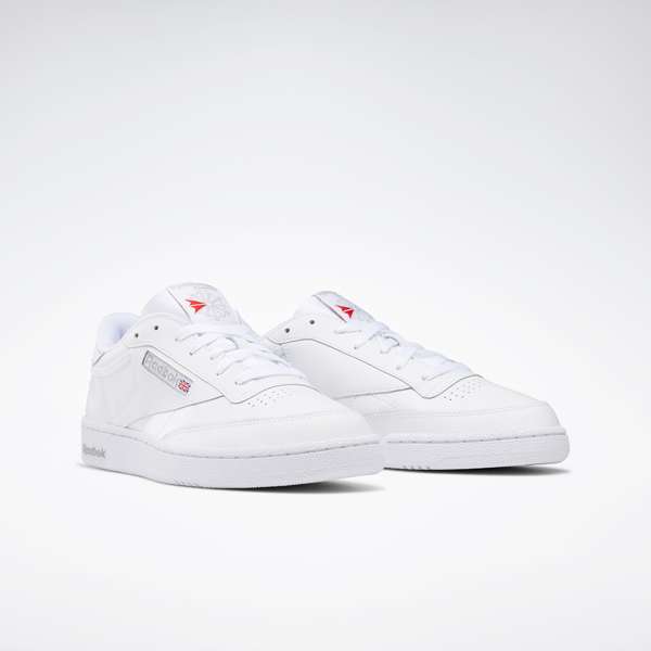 Tenis Club C 85 Un estilo sencillo significa que estos tenis de cuero flexible combinan con todo. Porque a veces no tienes que decir nada para hacer una declaración.