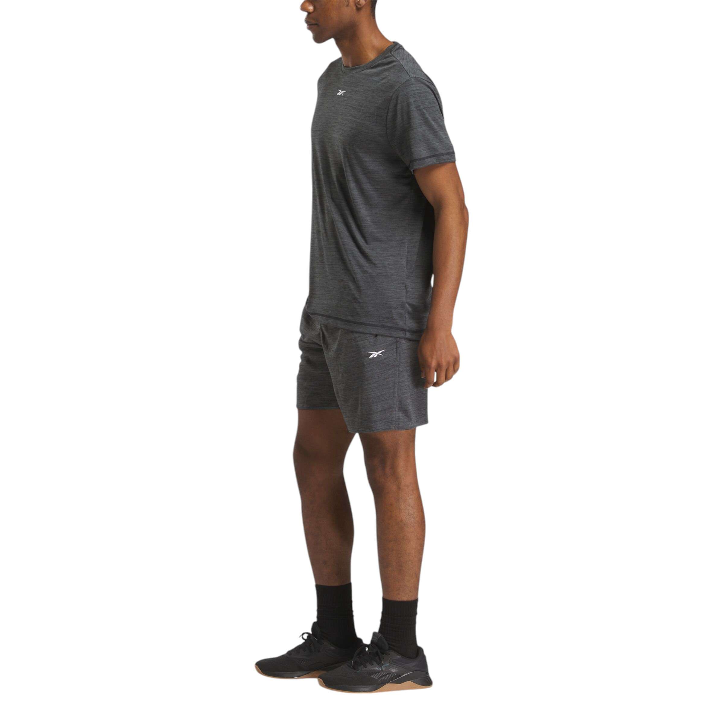 Short Training Melange Knit image number 4