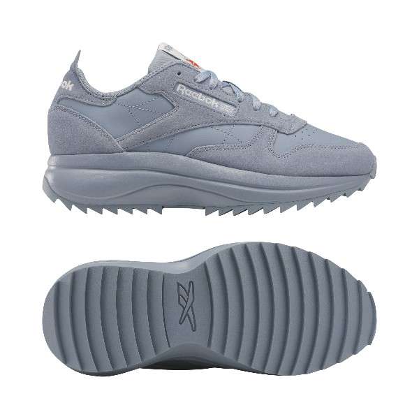 Completa tu look con los tenis Classic Leather SP, que ofrecen una plataforma para ganar altura extra y detalles llamativos. image number 4