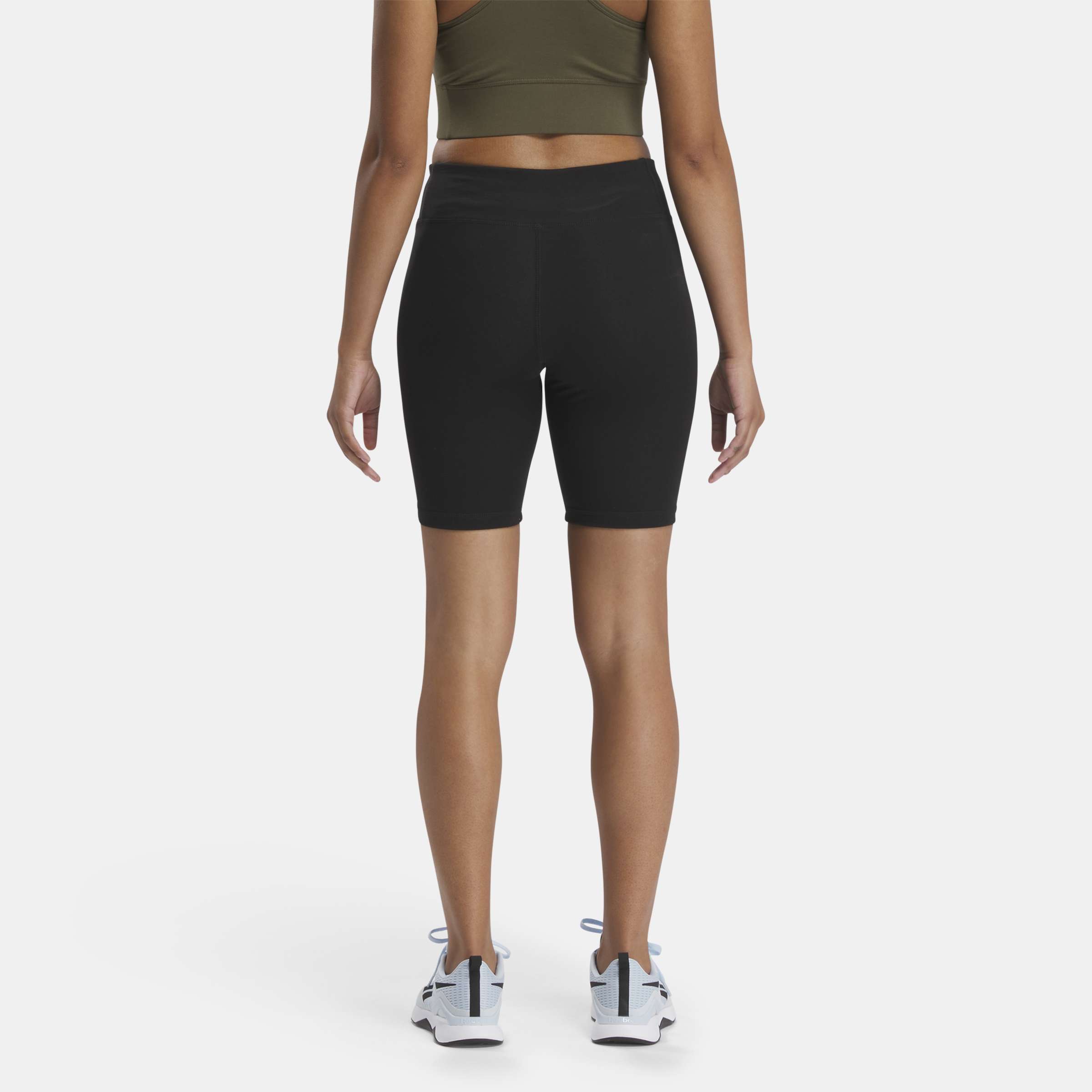 Short Fitted