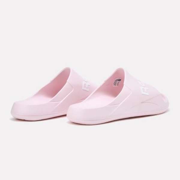 Sandalia Clean Ideales para un estilo relajado, con una plantilla de espuma suave asegura confort tanto en la arena como en la acera.