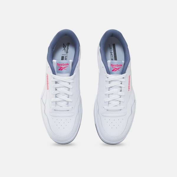 El estilo Reebok que te encanta en una silueta clásica de tenis vintage que se puede usar de manera elegante o informal. image number 3