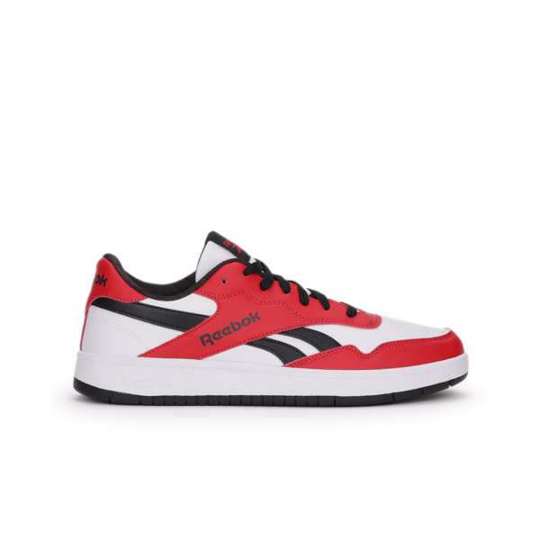 Tenis BB 1000 Los tenis Reebok BB1000 combinan un estilo clásico de baloncesto con un diseño funcional para el día a día.