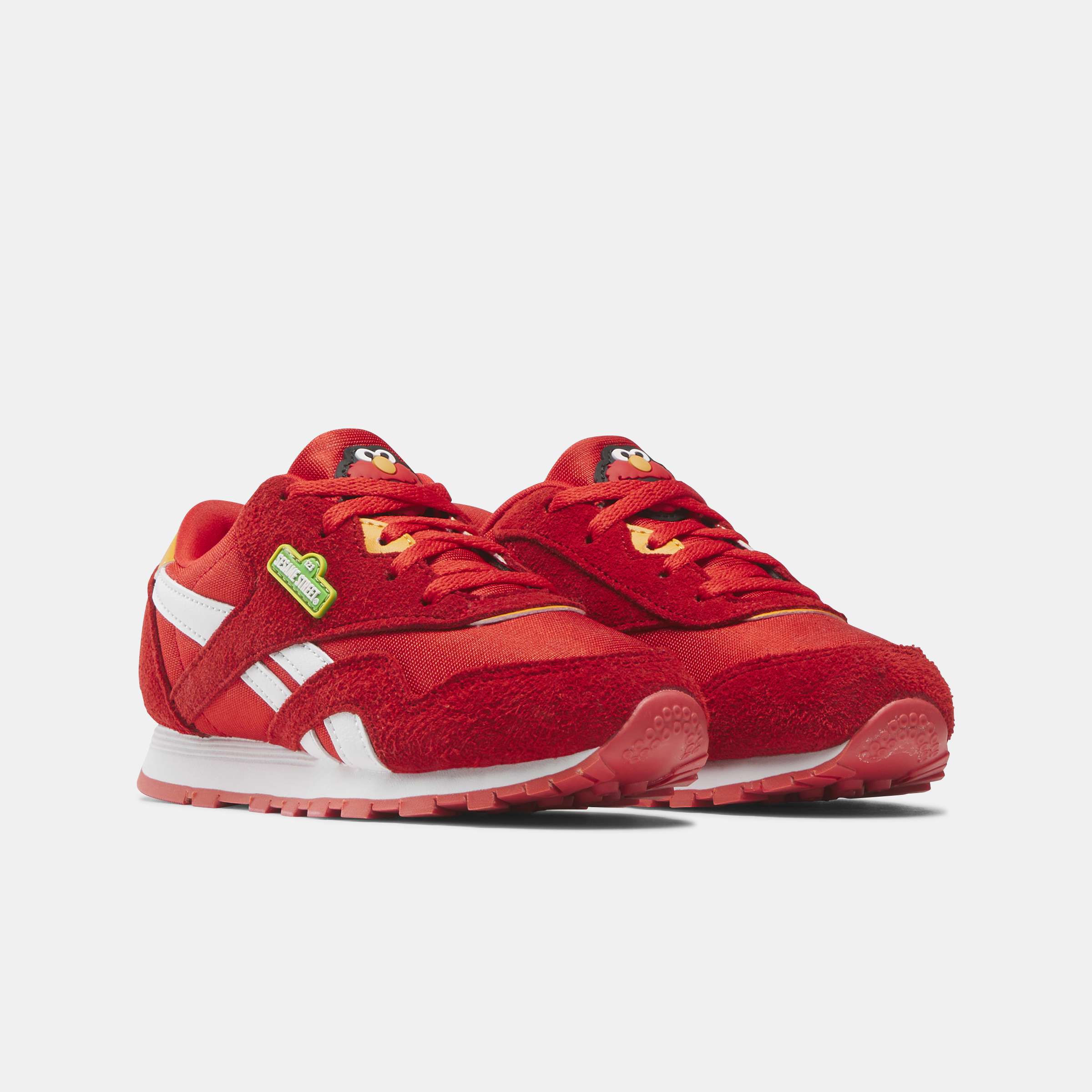 Tenis Classic Nylon x Sesame Street