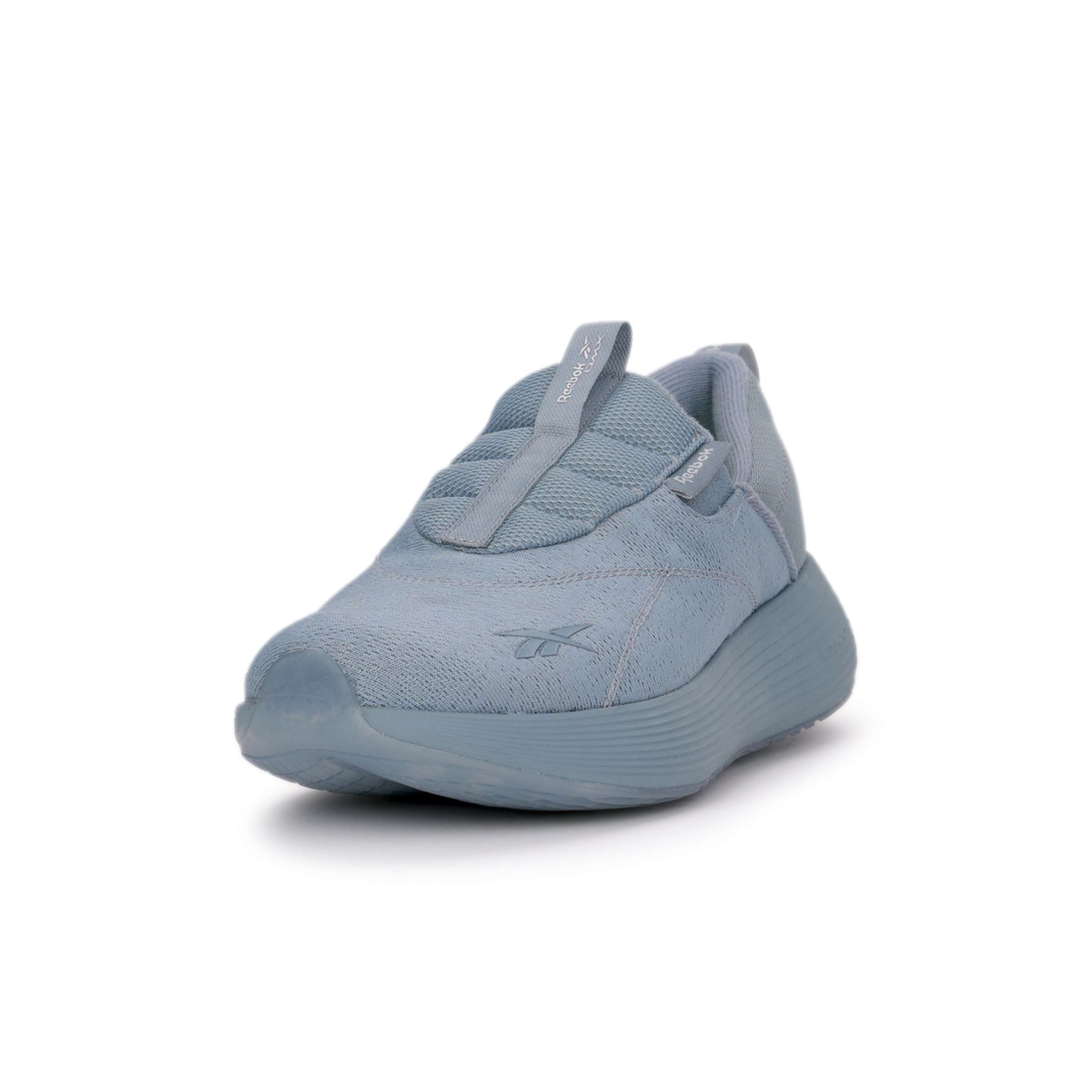 Prueba los DMX Comfort con una entresuela DMXAir que mueve el aire en cada paso y un diseño elegante que facilita su combinación.