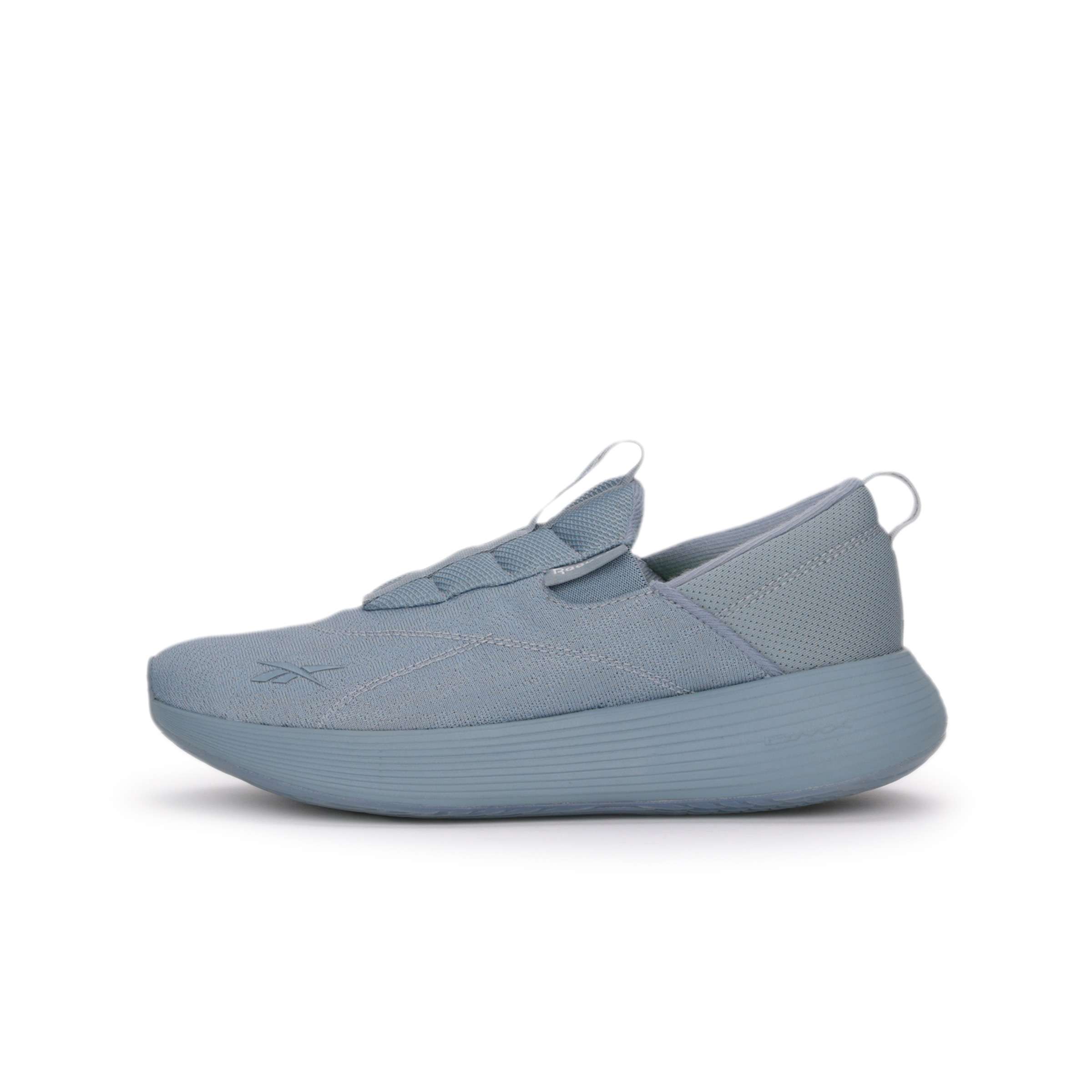 Prueba los DMX Comfort con una entresuela DMXAir que mueve el aire en cada paso y un diseño elegante que facilita su combinación.